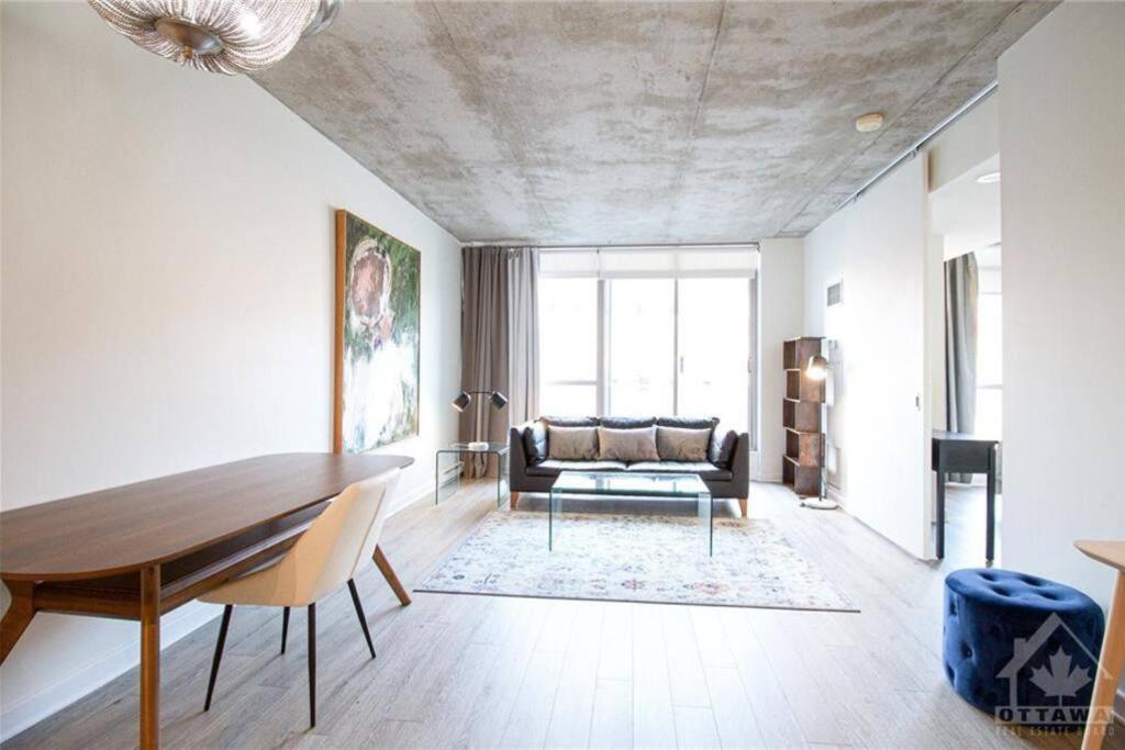 2 Bedroom Downtown * Ottawa