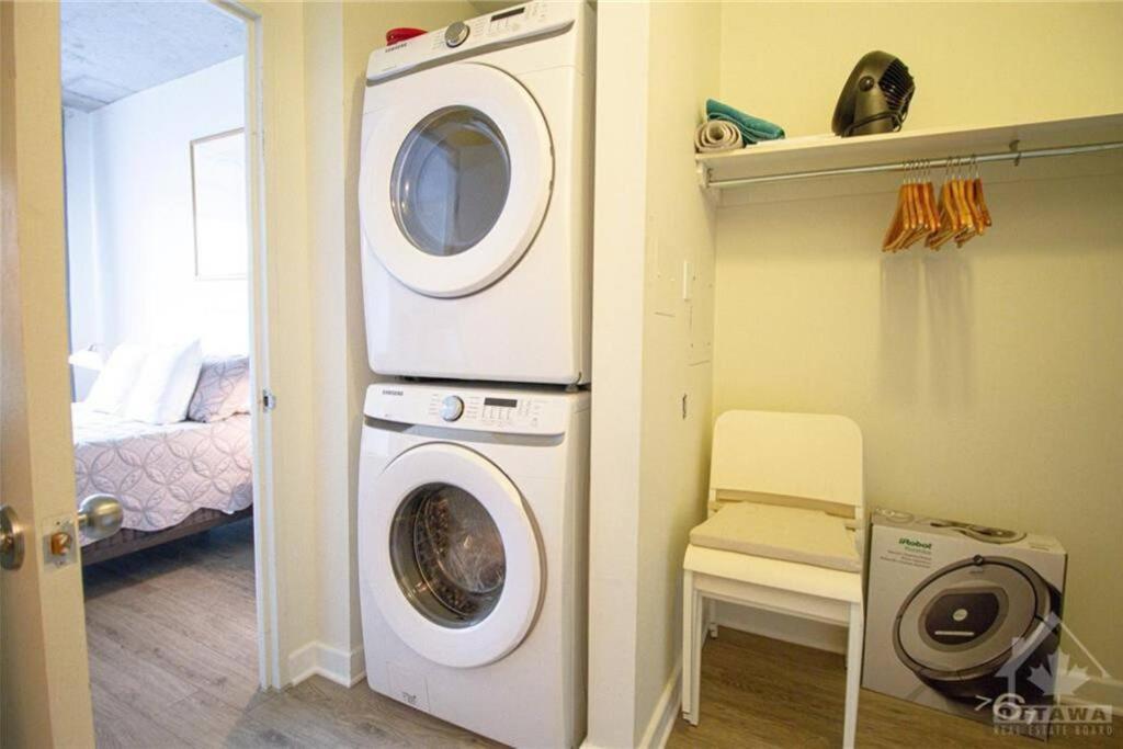2 Bedroom Downtown *
