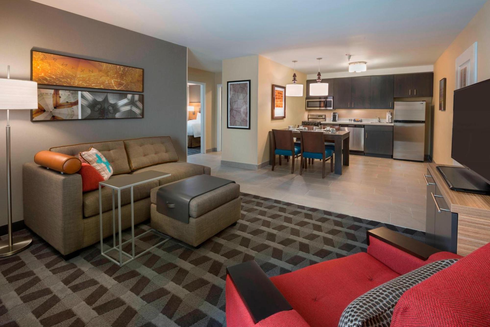 Towneplace By Marriott Kanata Hotel