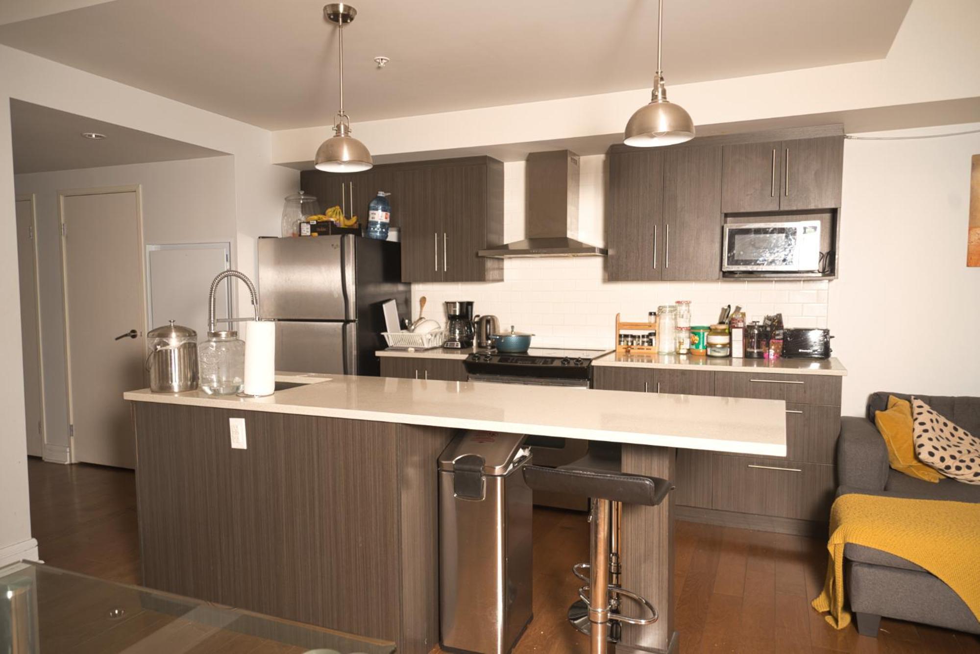Minimum One Month - With Ensuite Bathroom In Fairly New 2 Rooms, 2 Bathrooms Homestay