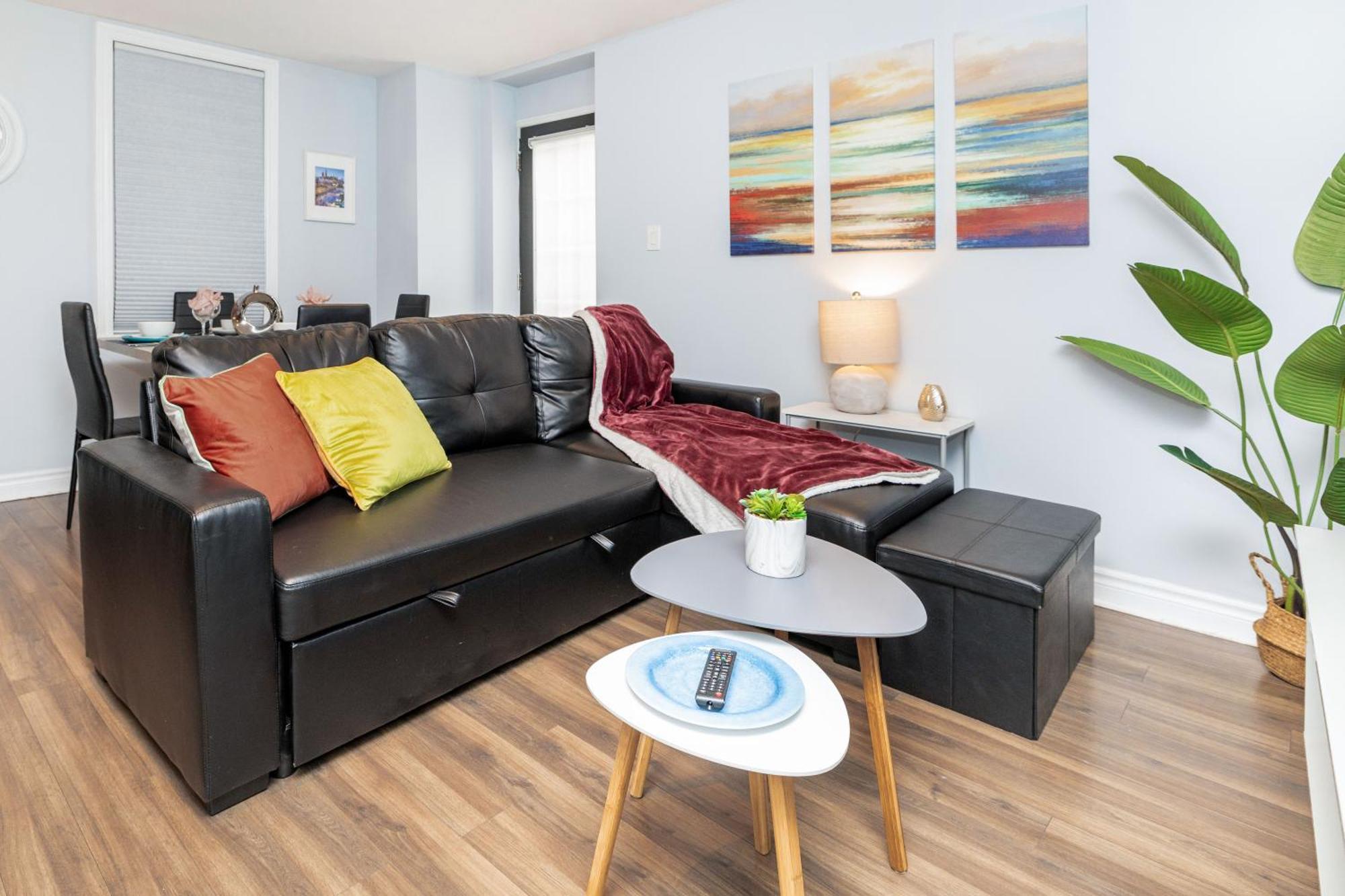 Pet Friendly - 1br Newly Renovated Apartment