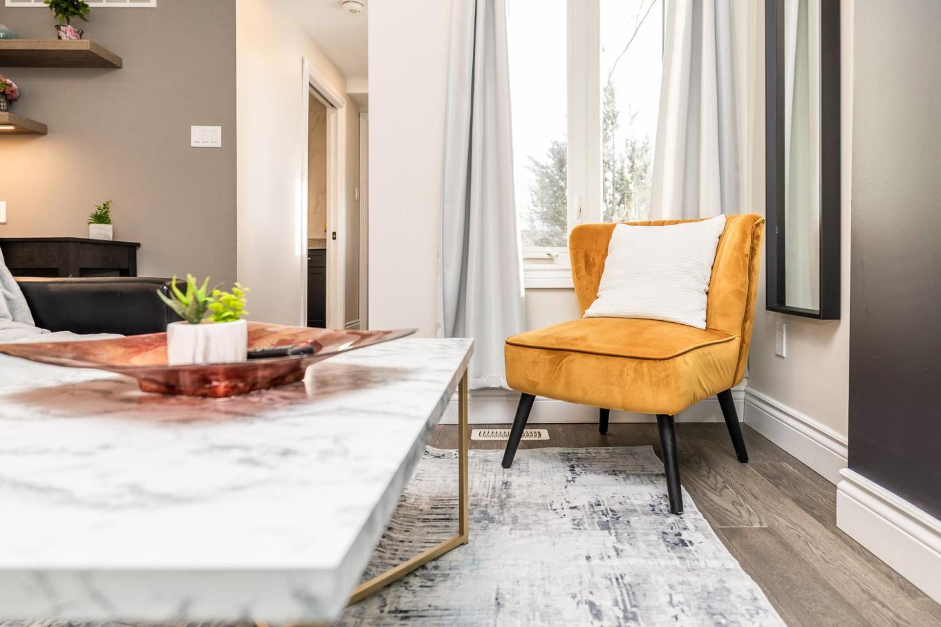 Apartment Pet-friendly 2br - Near University Ottawa