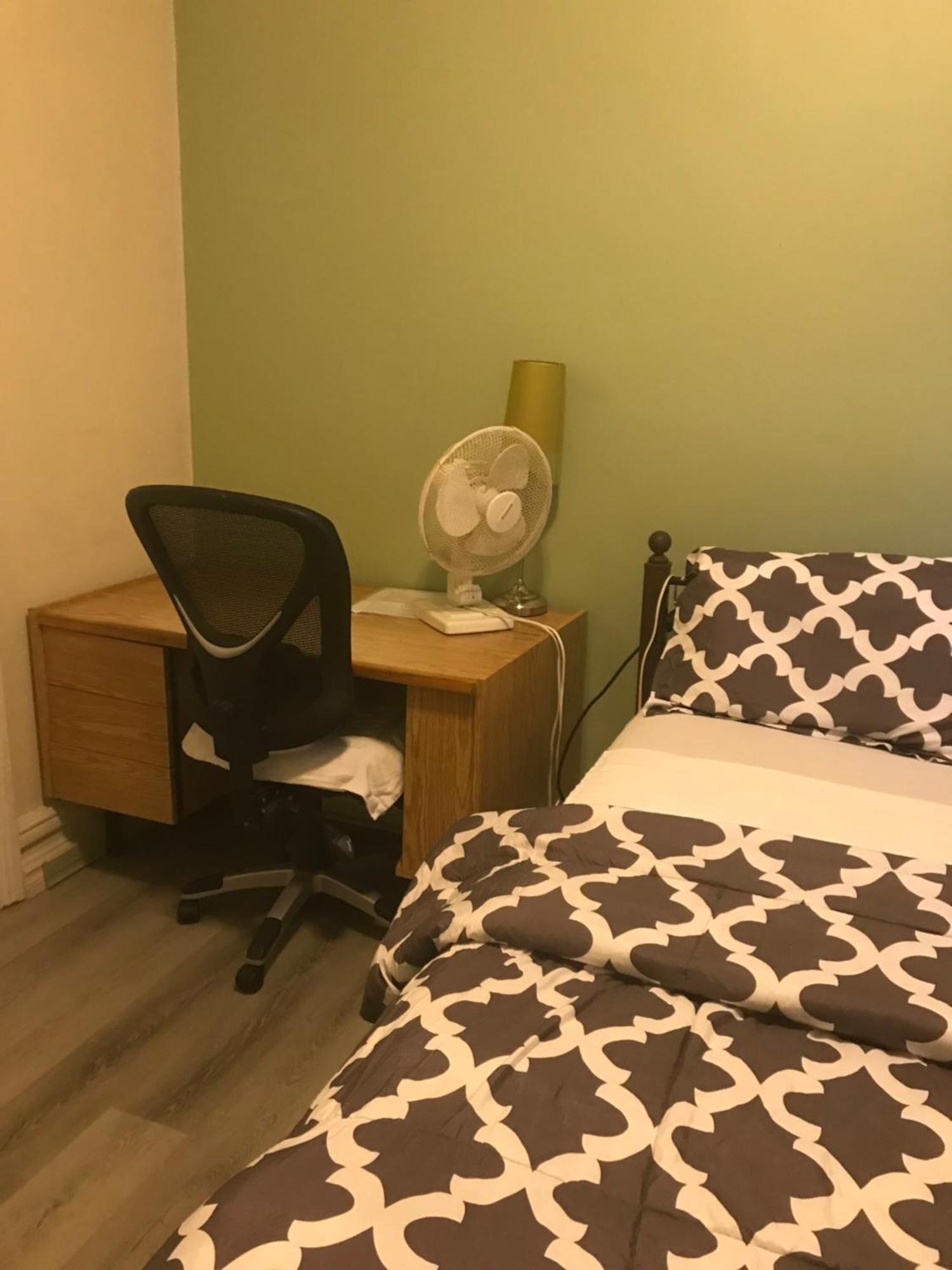 Apartment Private Steps To Of Downtown Ottawa