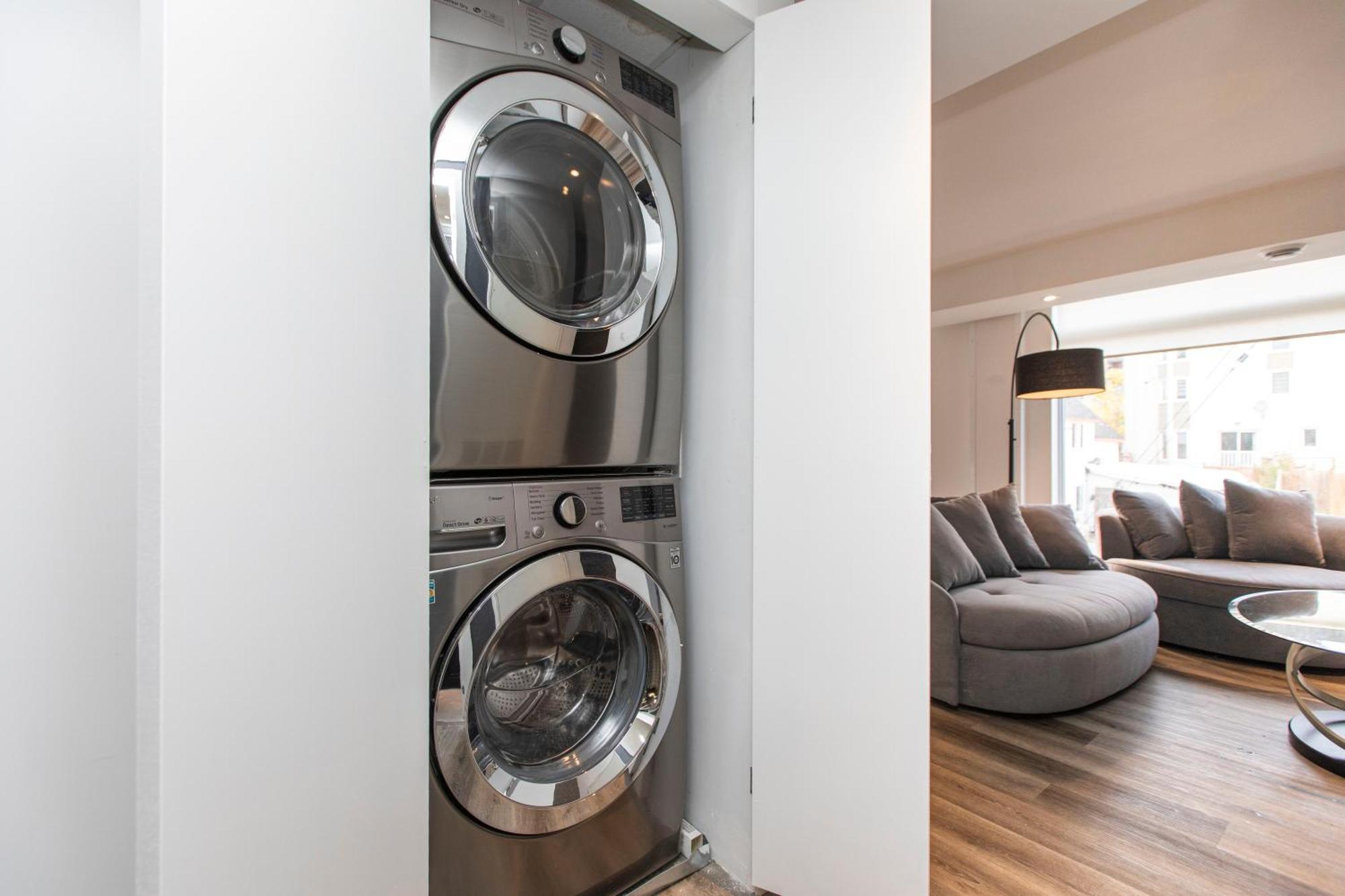Westview Luxury * Ottawa