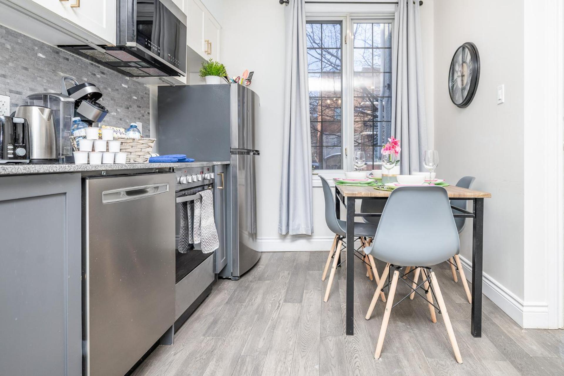 Modern 2br With Pet Friendly - Near *