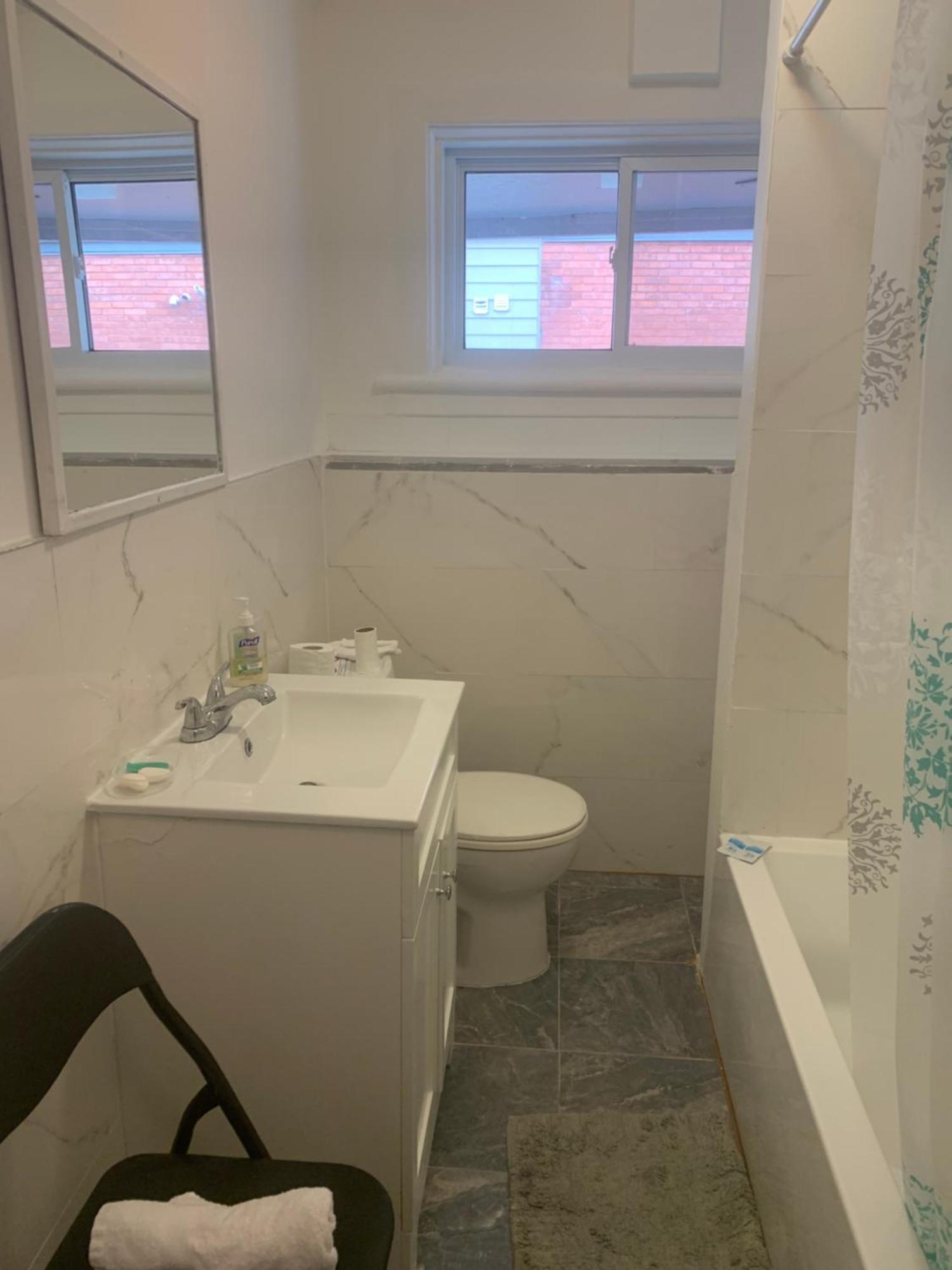 Apartment Private Steps To Of Downtown Ottawa