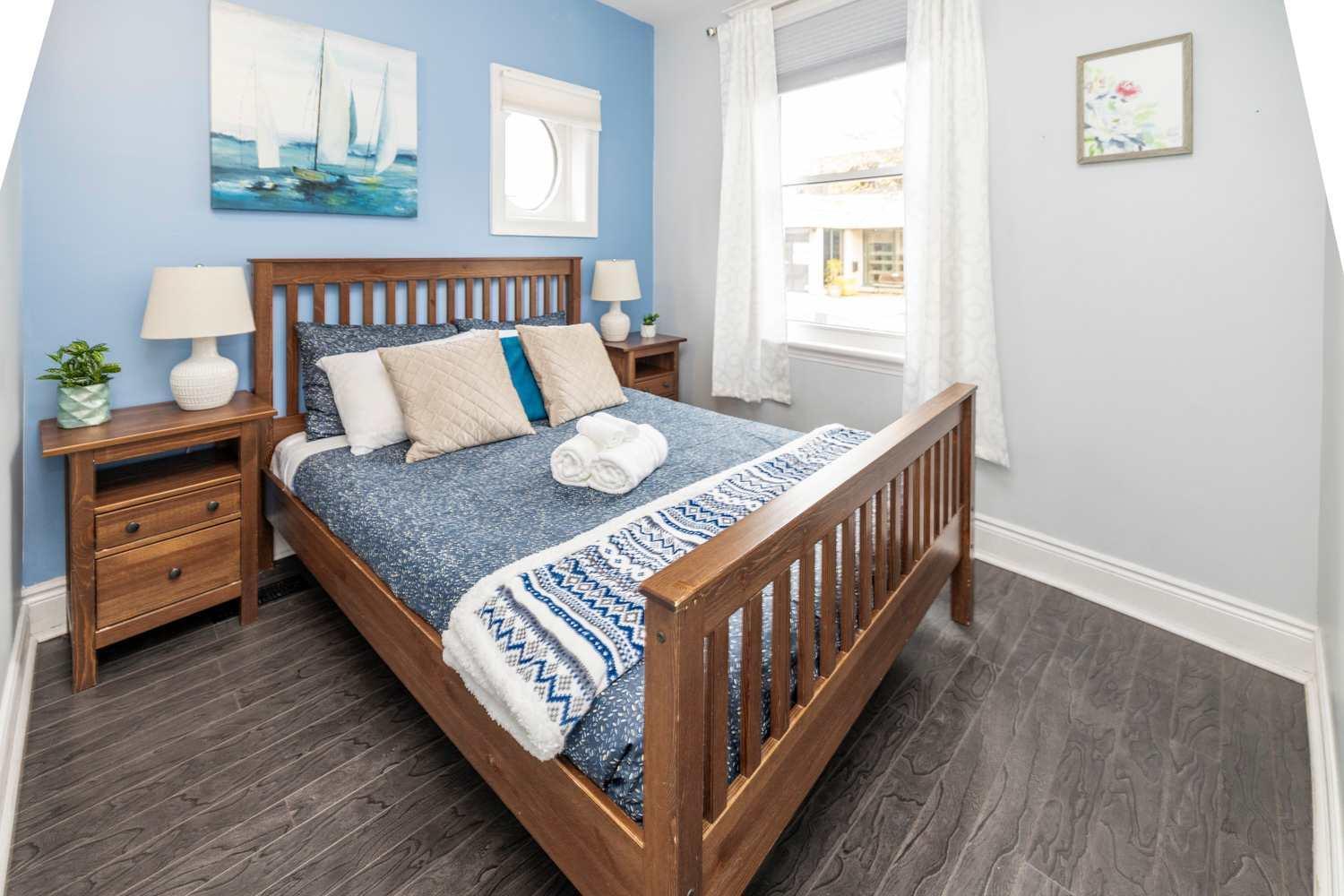 Pet-friendly - Near Chinatown & Little Italy Apartment Ottawa
