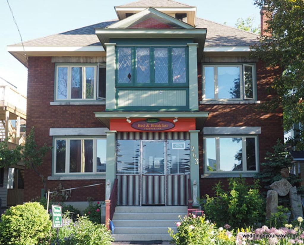 Downtown Bed & Breakfast 3*