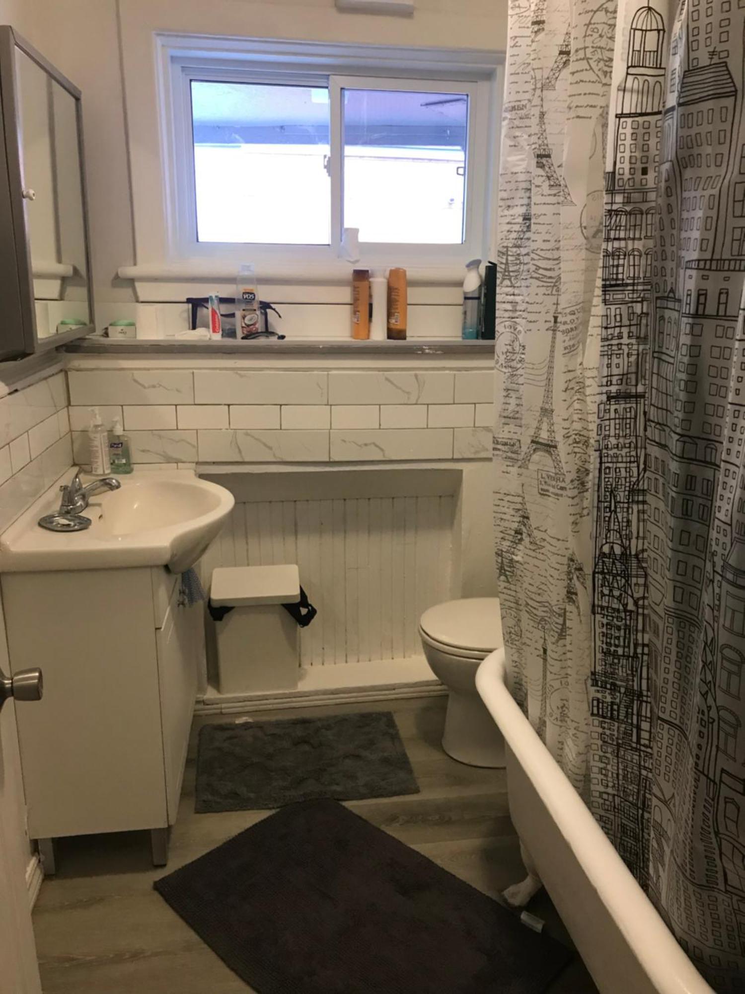 Homestay Victorian2 Henderson Heritage Ottawa