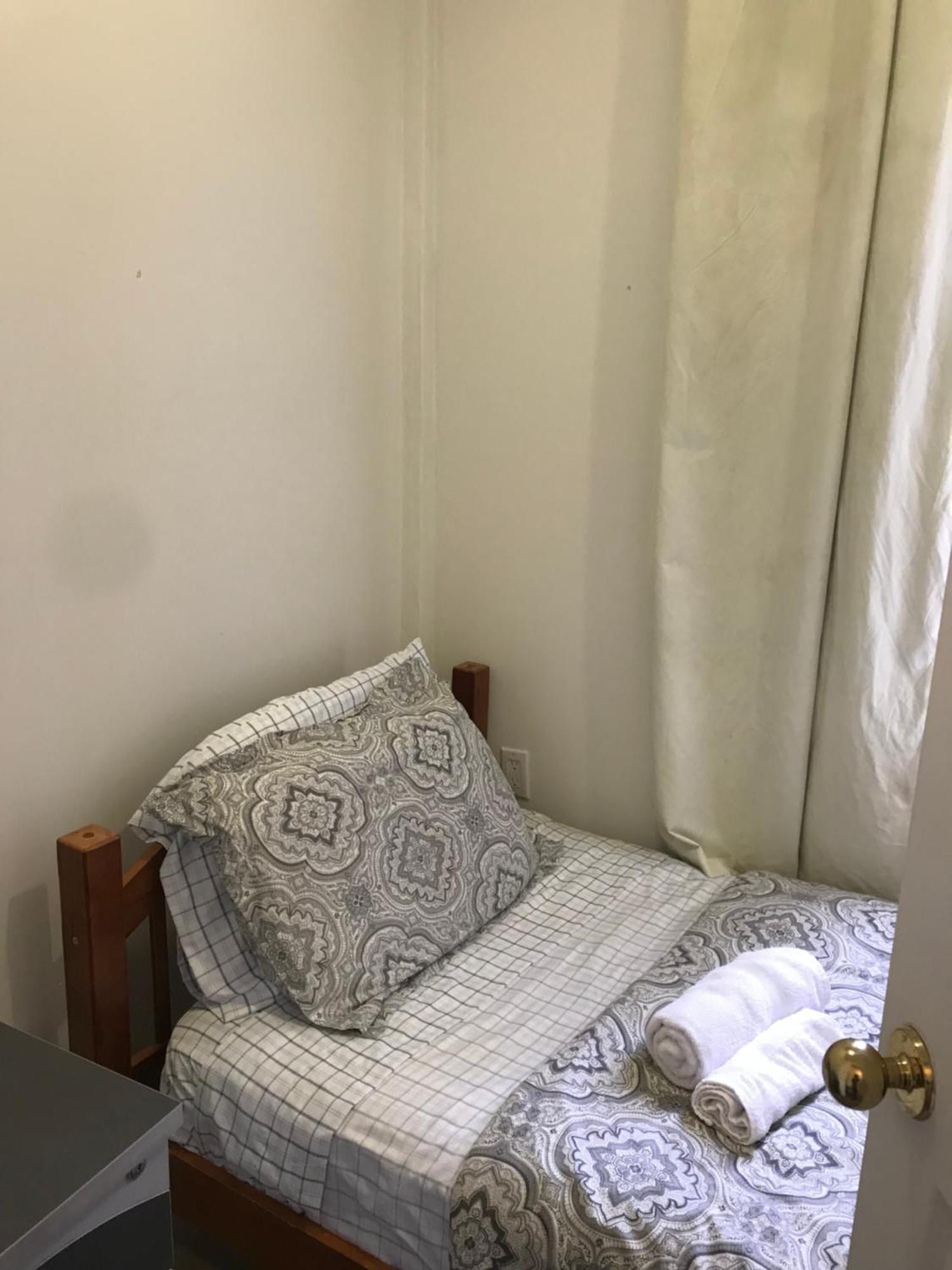 Homestay Downtown 3minute Walk Uottawa Train Station Ottawa