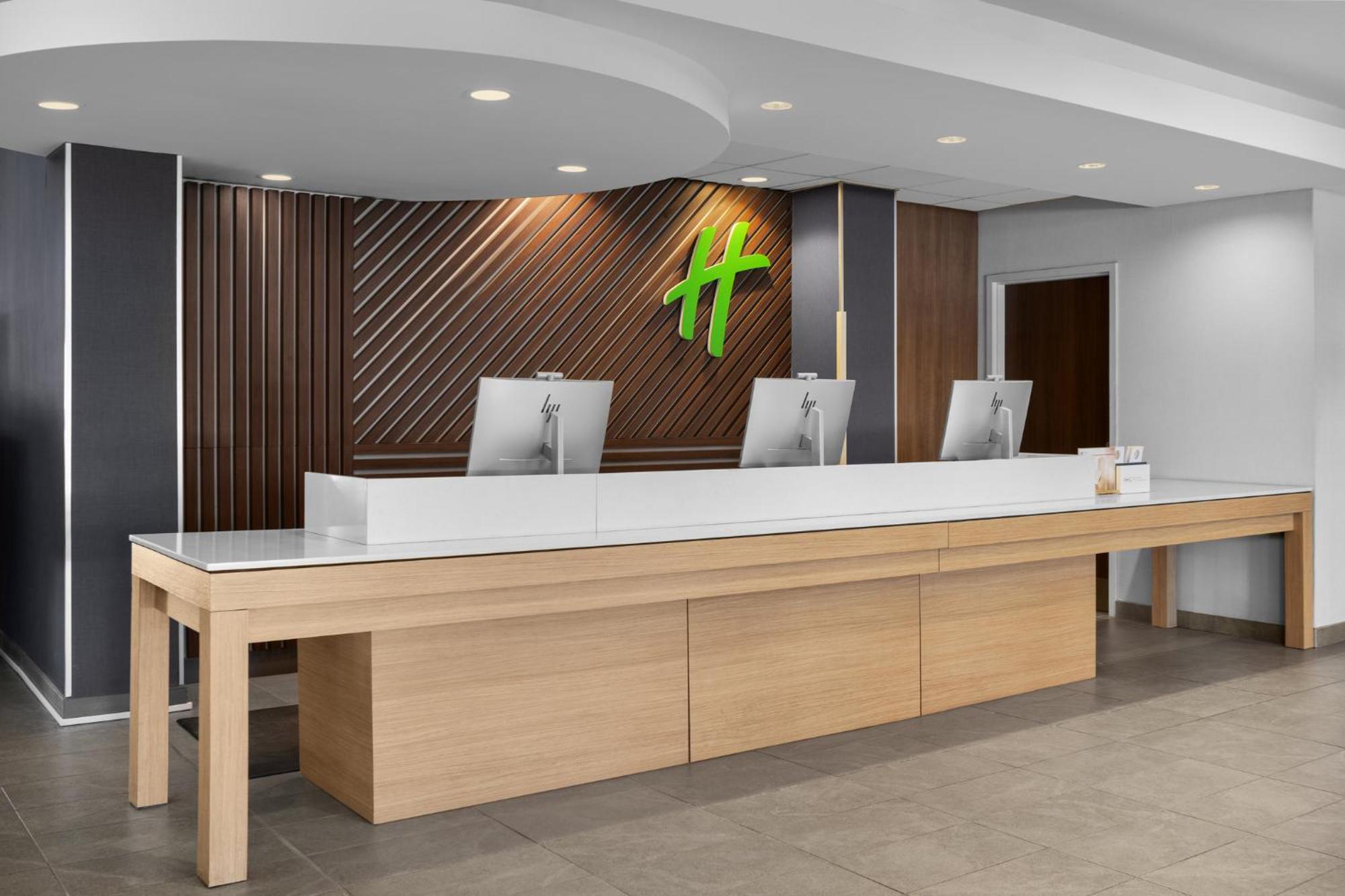 East By Ihg 4* Ottawa
