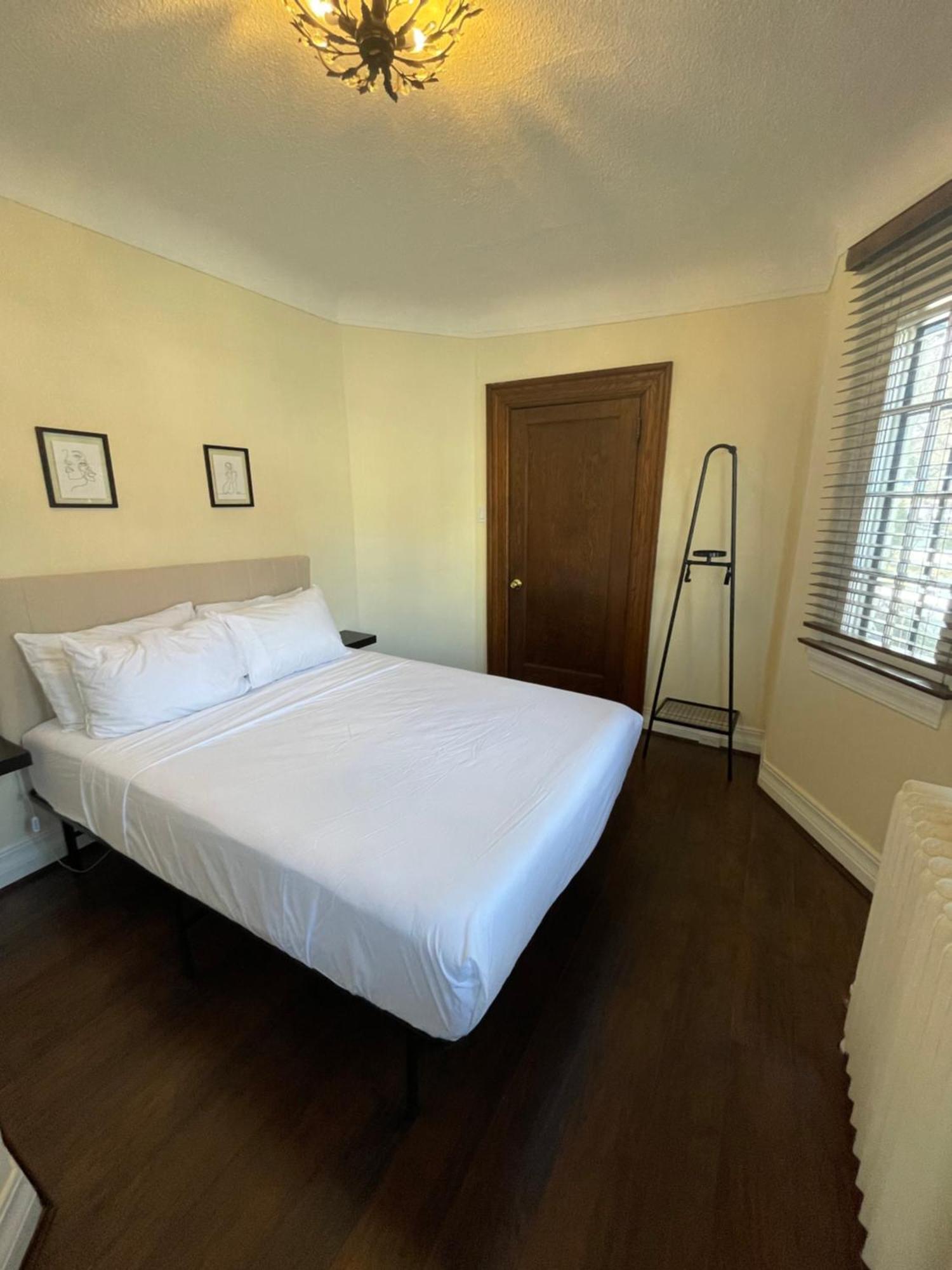 Ambassador Bed & Breakfast 3*