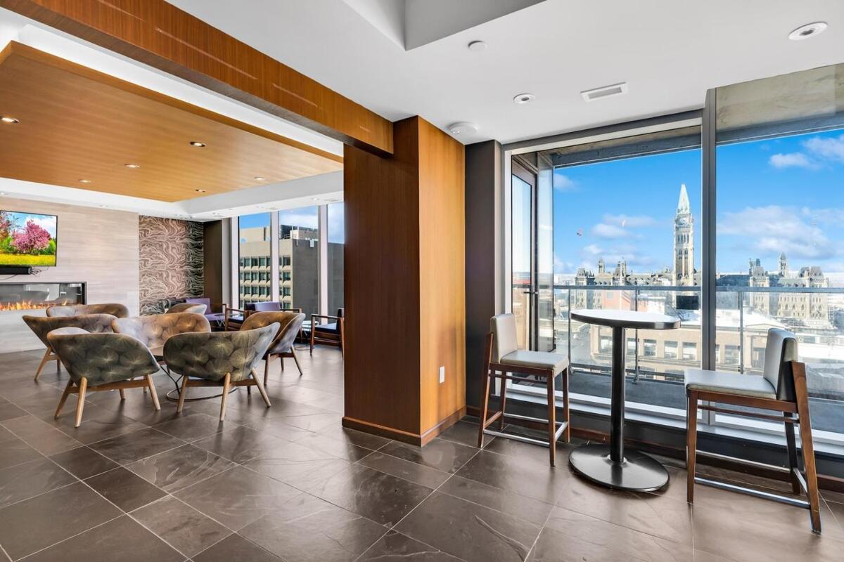 High-end With Gym And Walking Distance To Parliament Apartment Ottawa