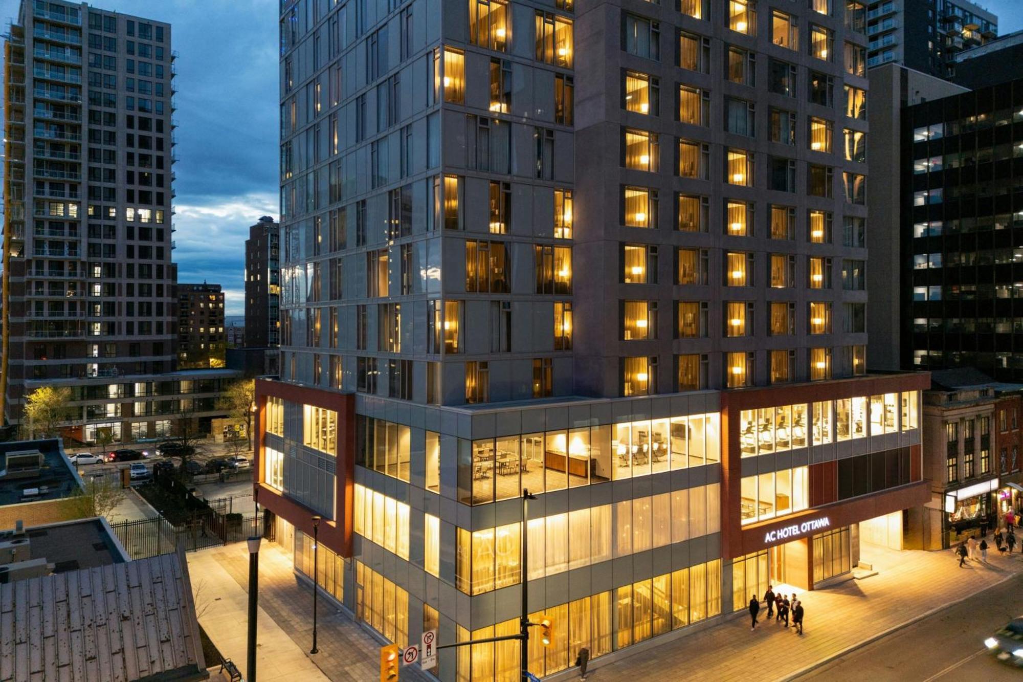Ac By Marriott Downtown Hotel 4*