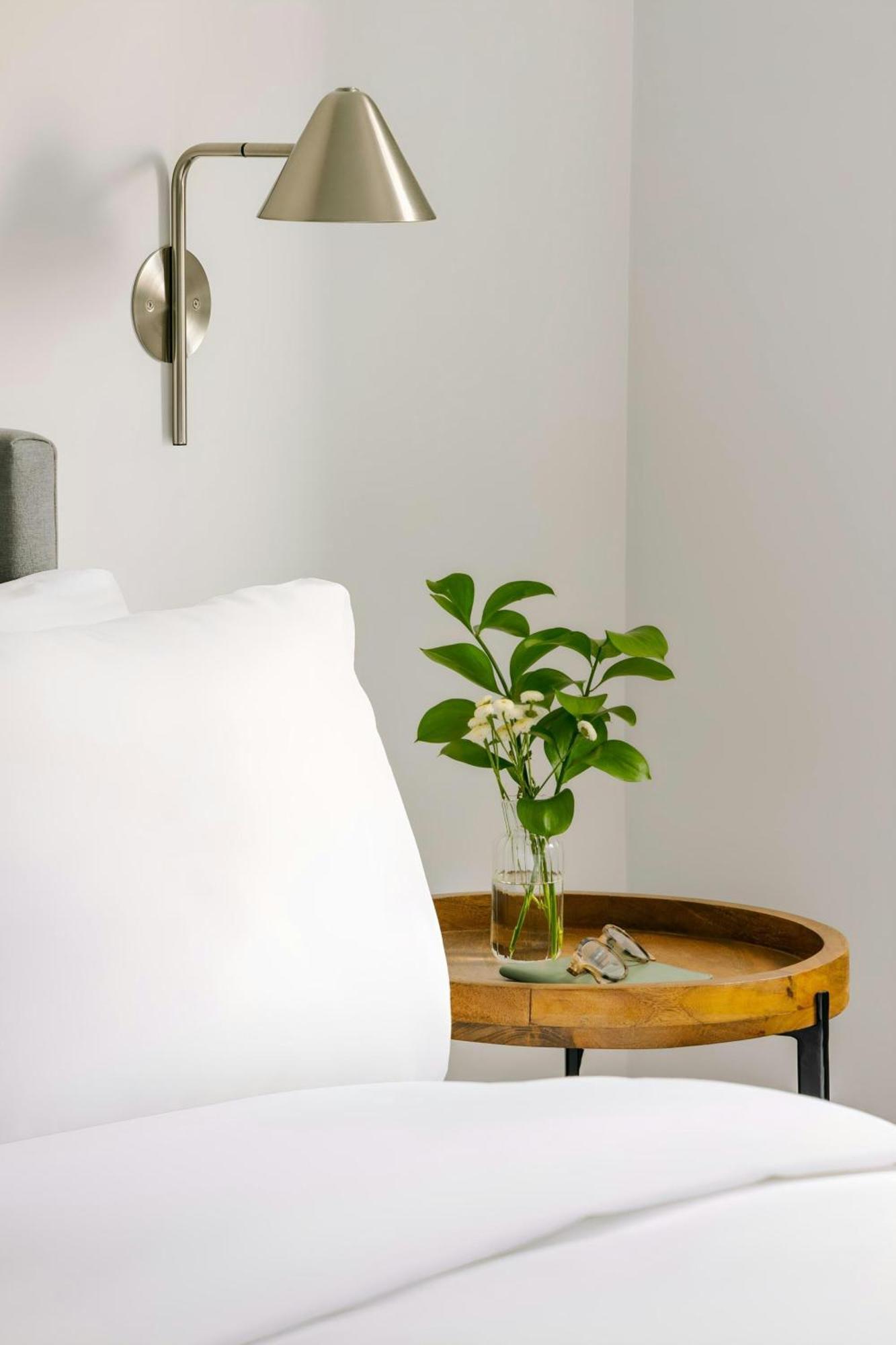 Sonder By Marriott Bonvoy The O'Connor Apartments Downtown Aparthotel Ottawa