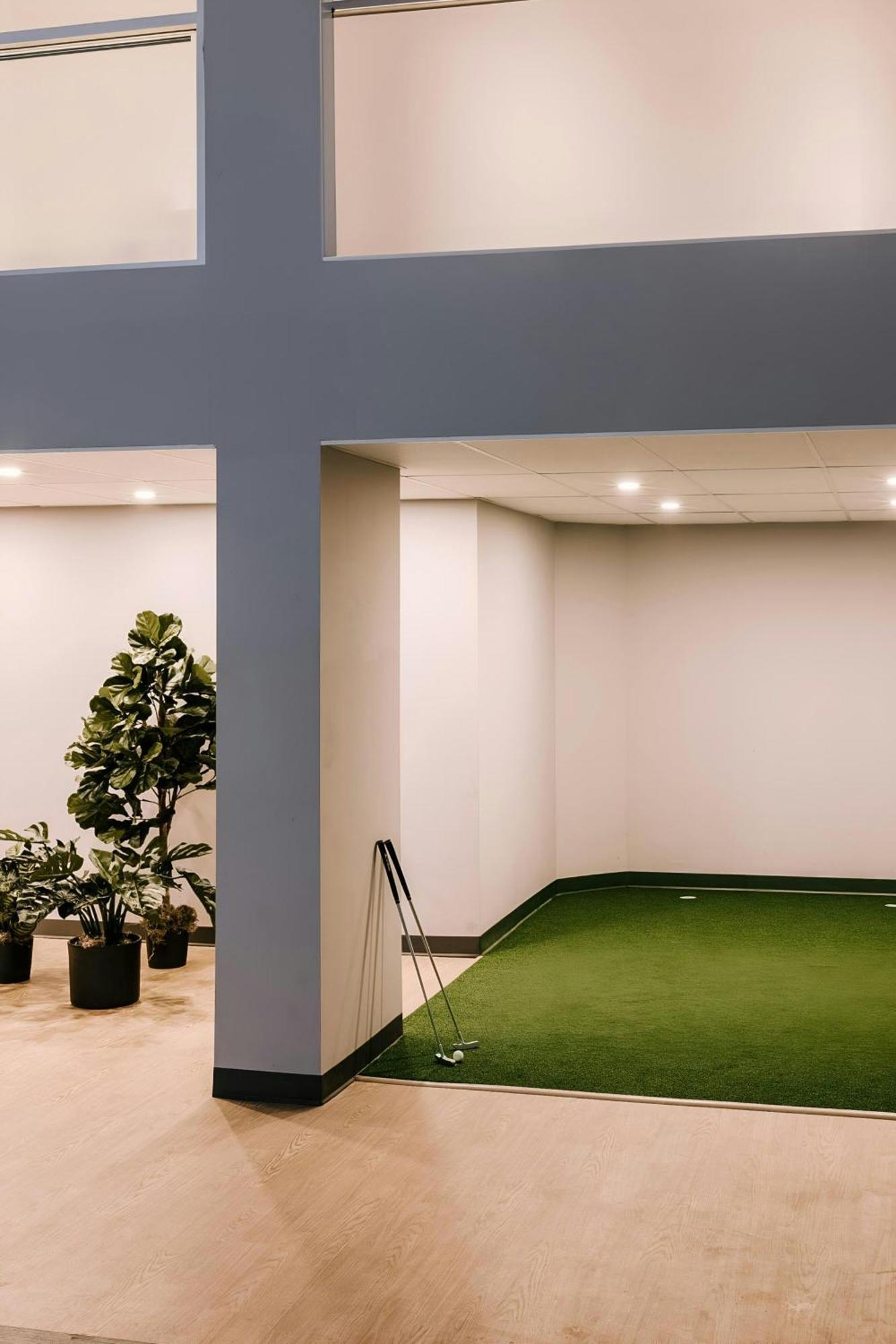 Sonder By Marriott Bonvoy Rideau Downtown Aparthotel 4*