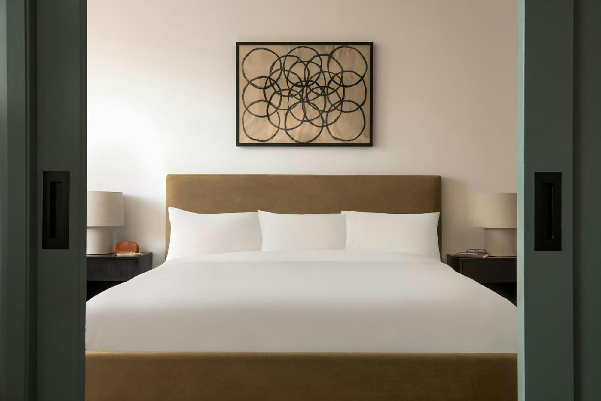 Sonder By Marriott Bonvoy Rideau Downtown Aparthotel 4*