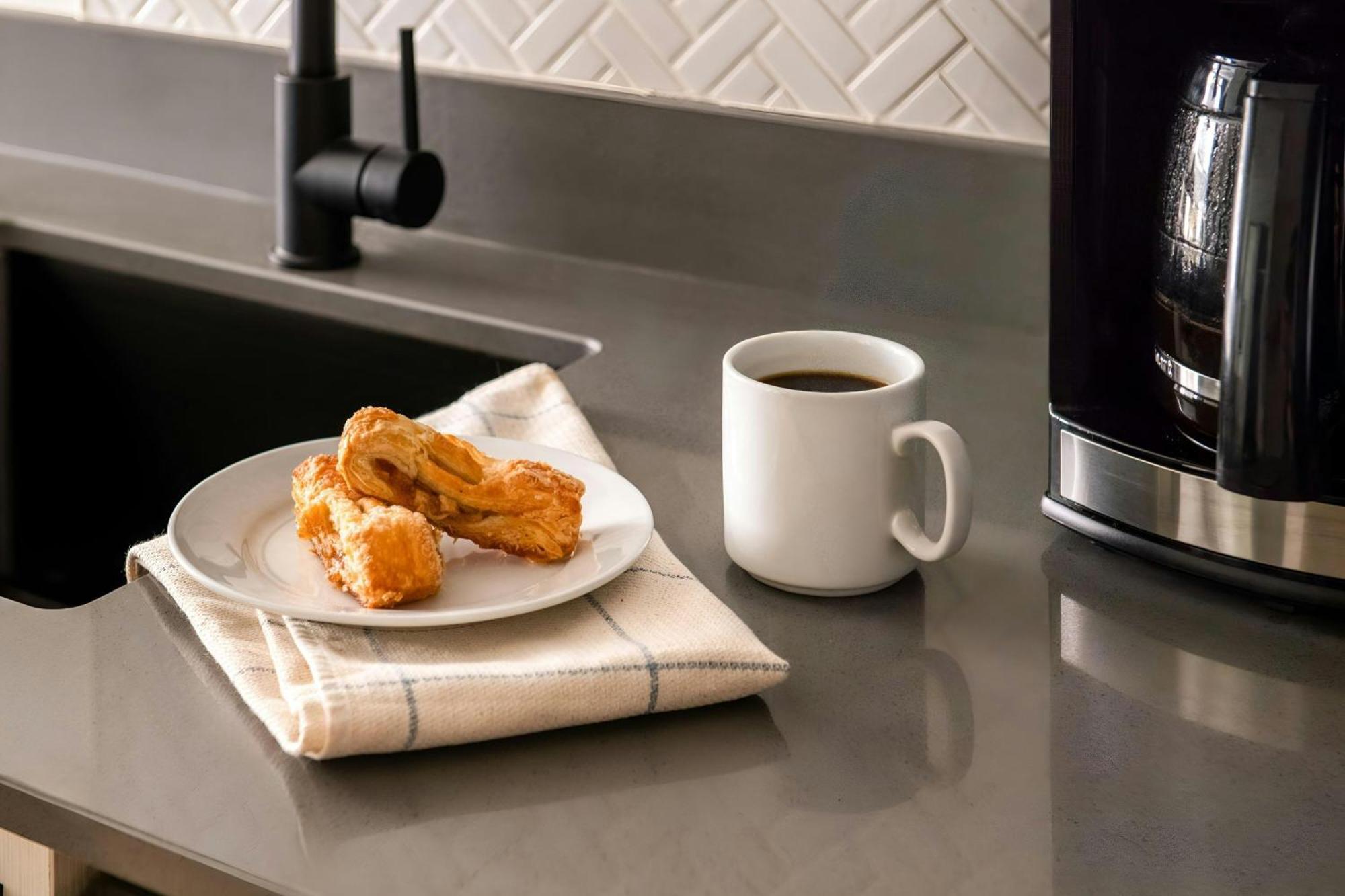 Sonder By Marriott Bonvoy Rideau Downtown Aparthotel Ottawa