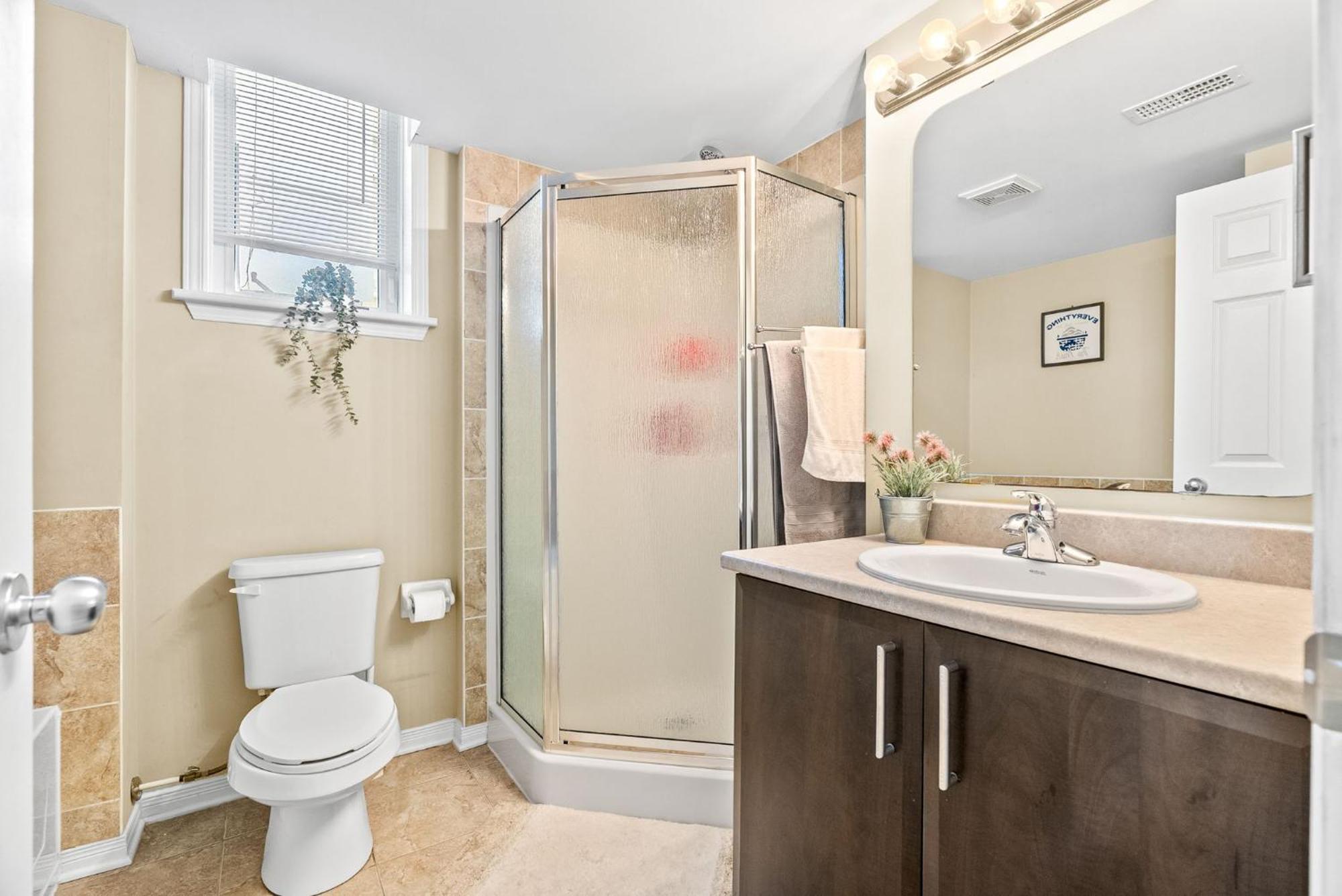 Simplylovely Modern Near Downtown With Free Parking And Patio *