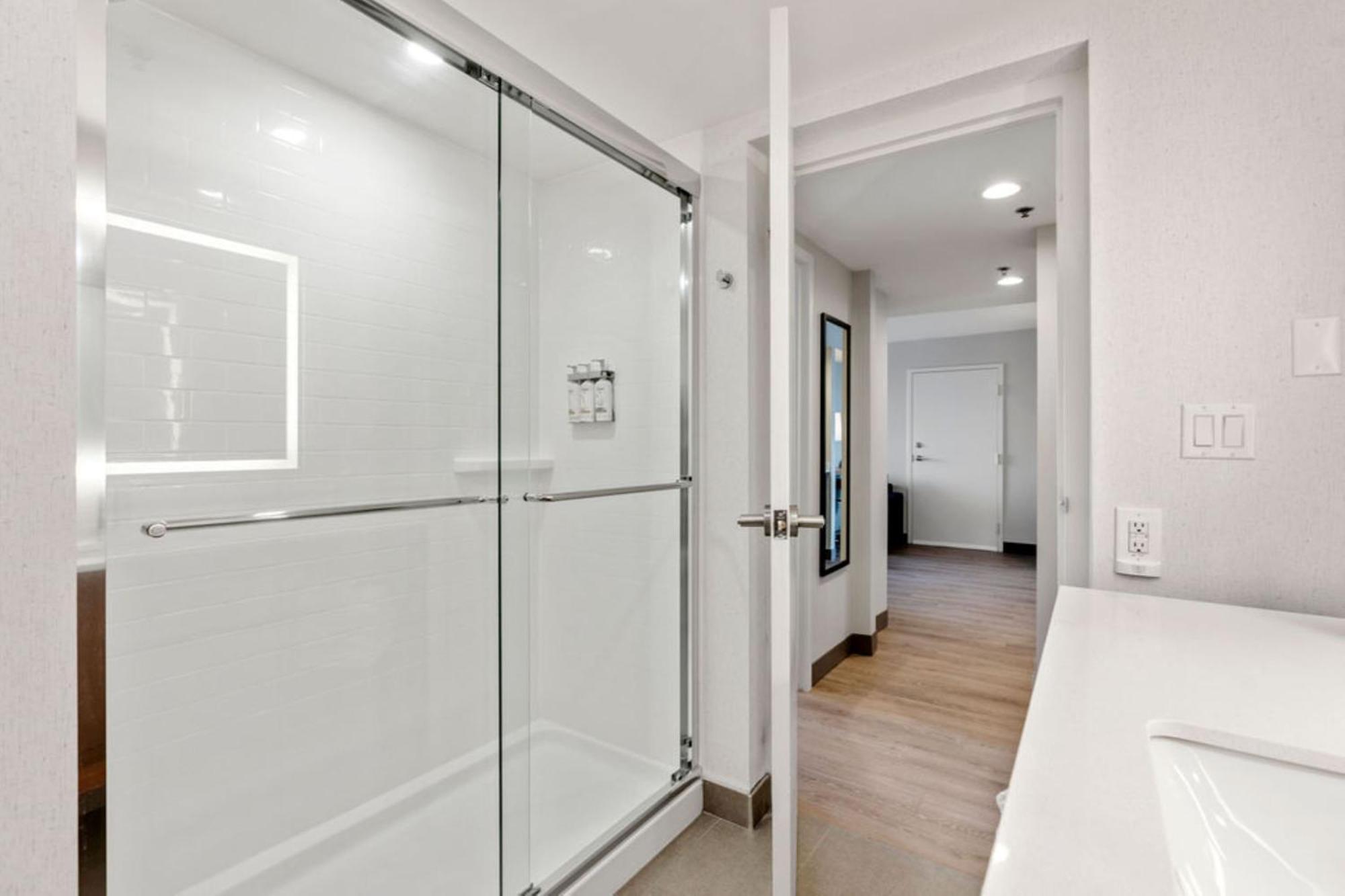 Hotel & Kanata By Ihg Ottawa