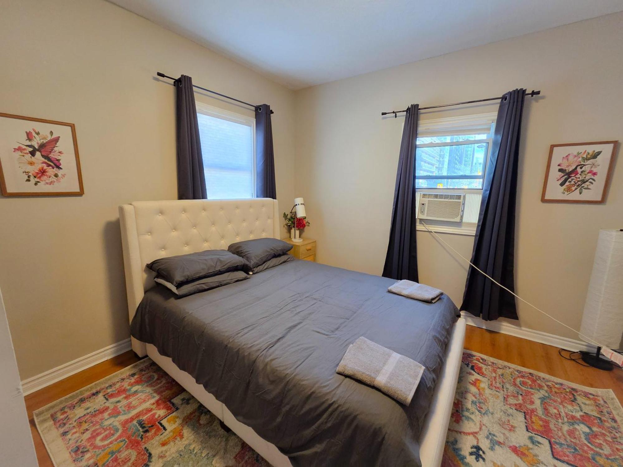 Byward Market Downtown * Ottawa