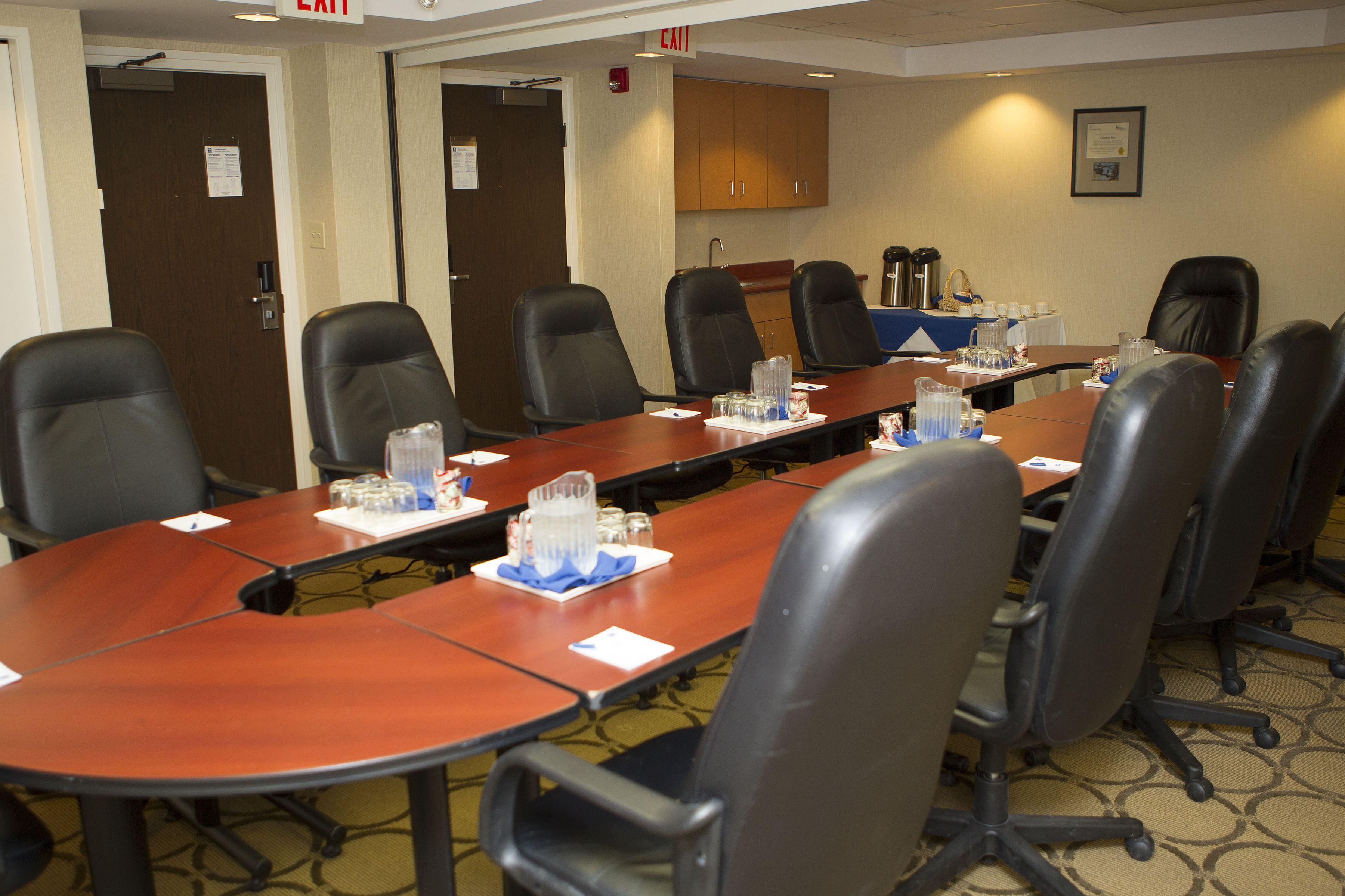 Inn Comfort Kanata West