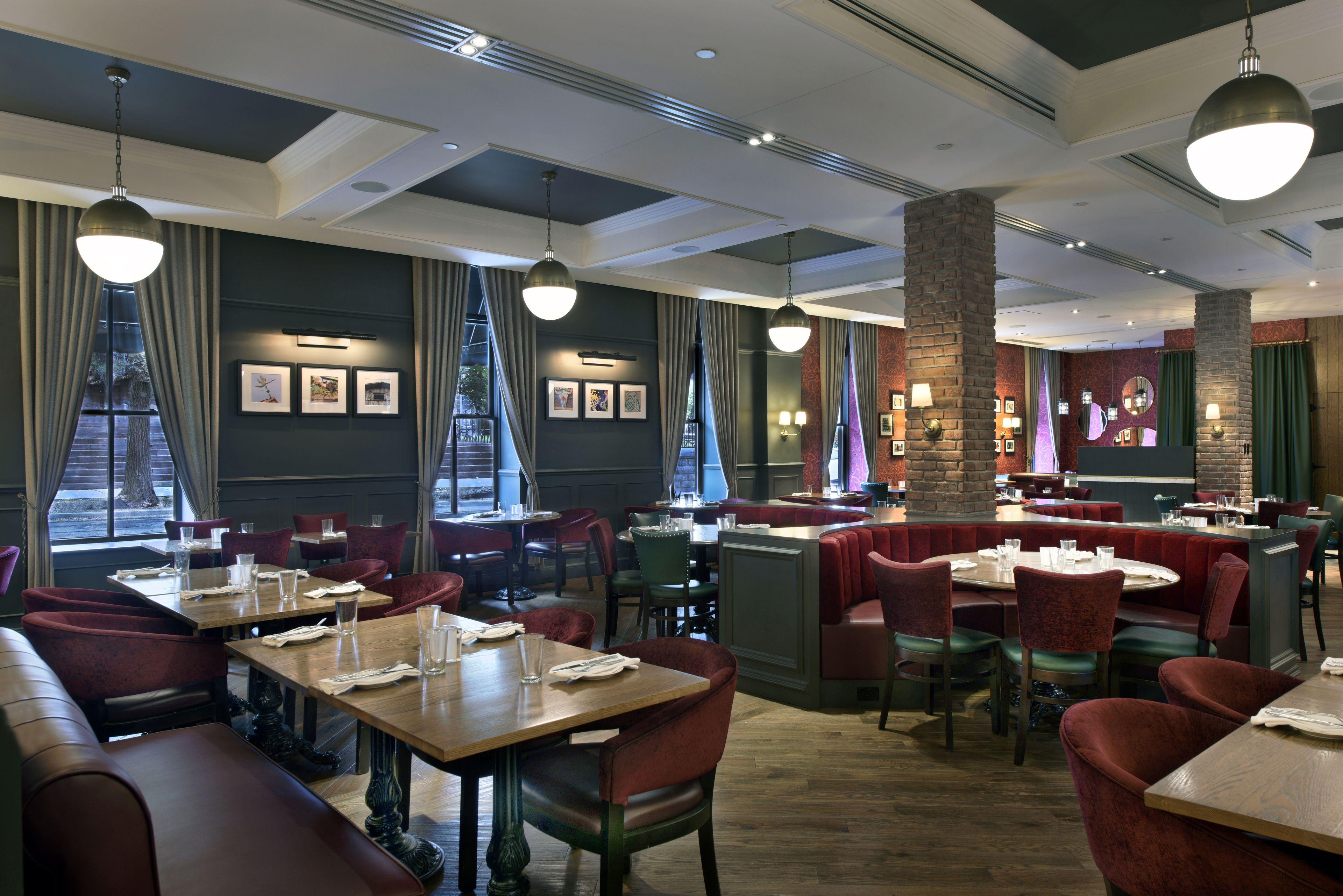 Doubletree By Hilton Downtown Hotel