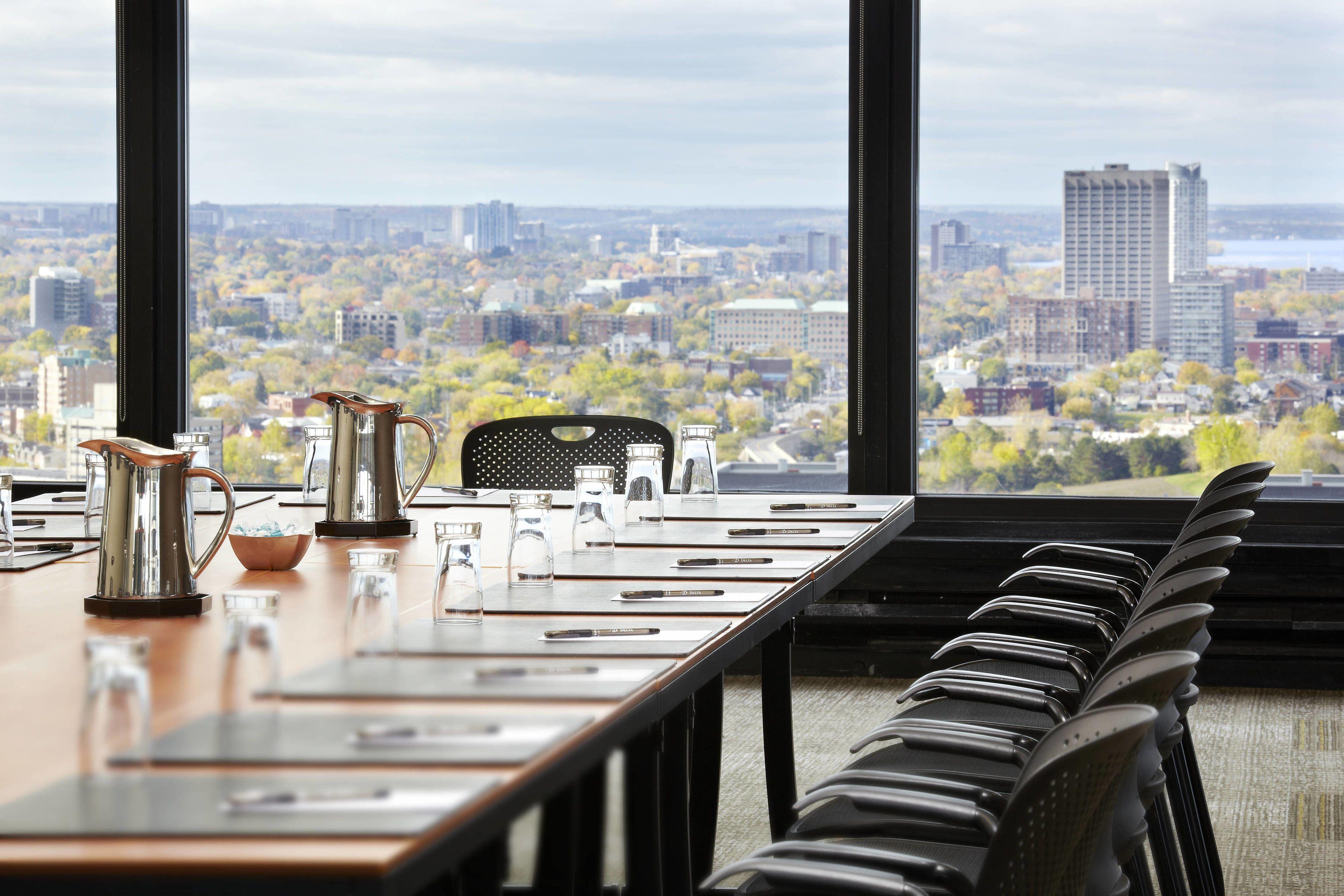 Delta By Marriott Centre 4*