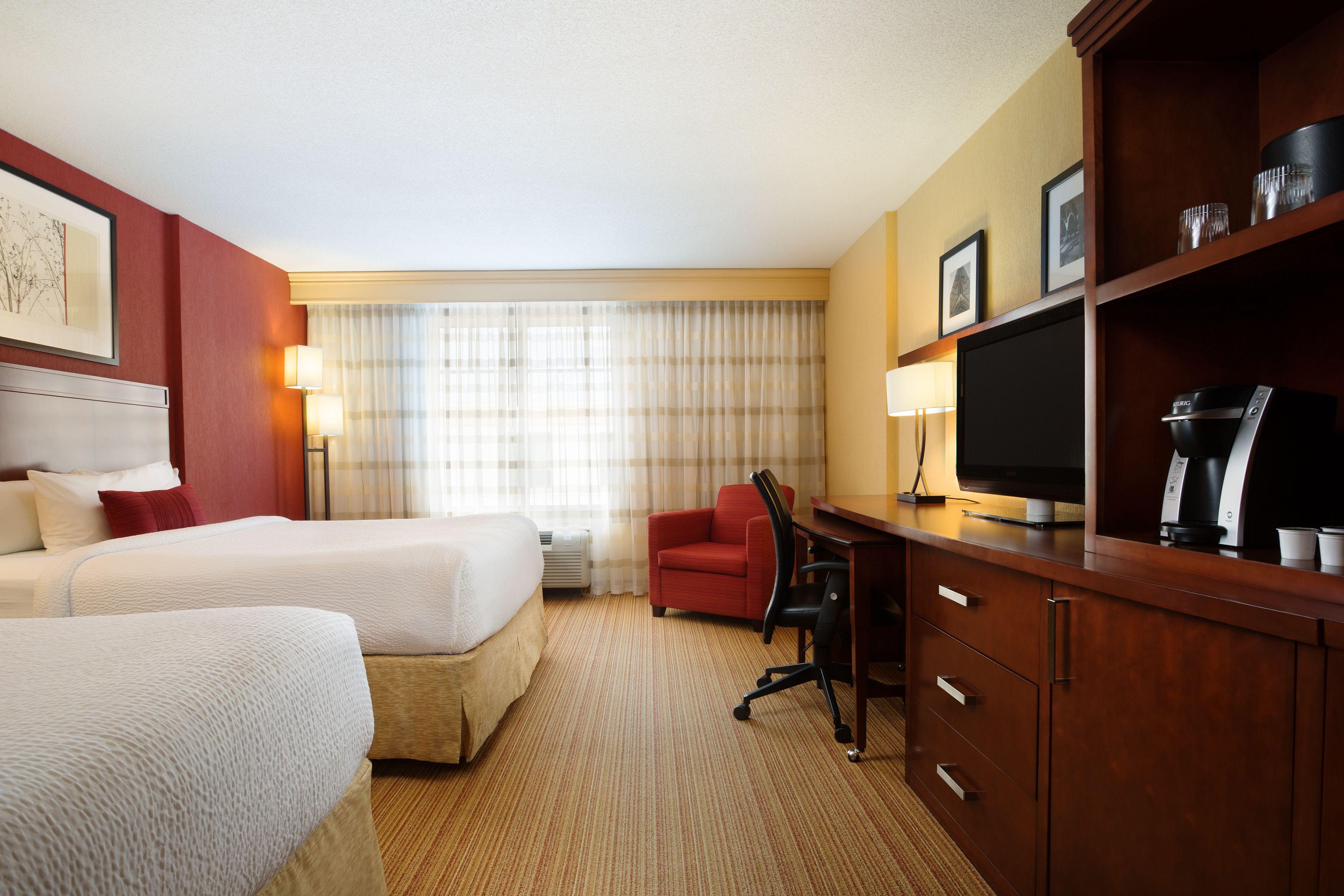 Courtyard By Marriott Downtown 3* Ottawa