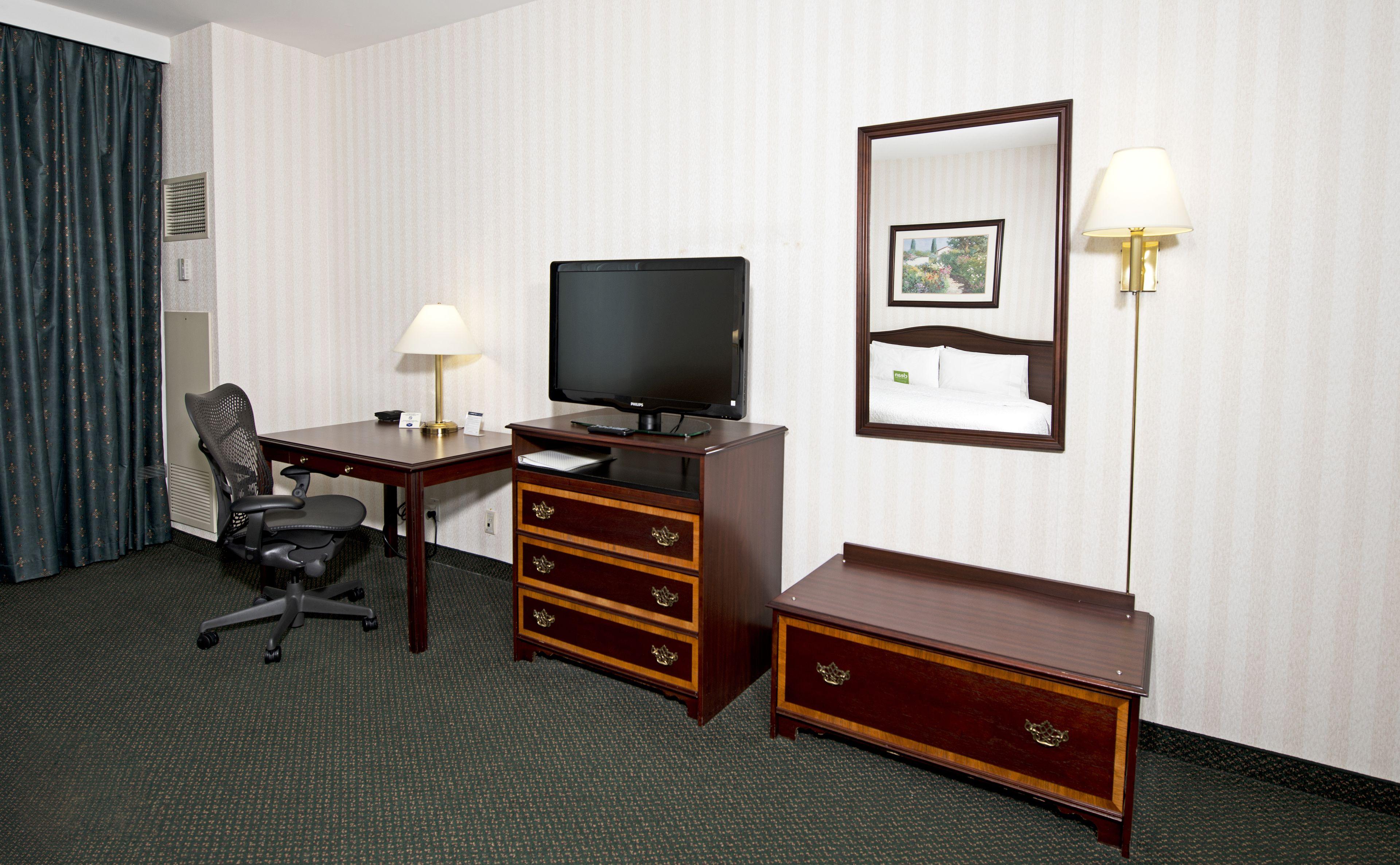 Hotel Hampton By Hilton 3*