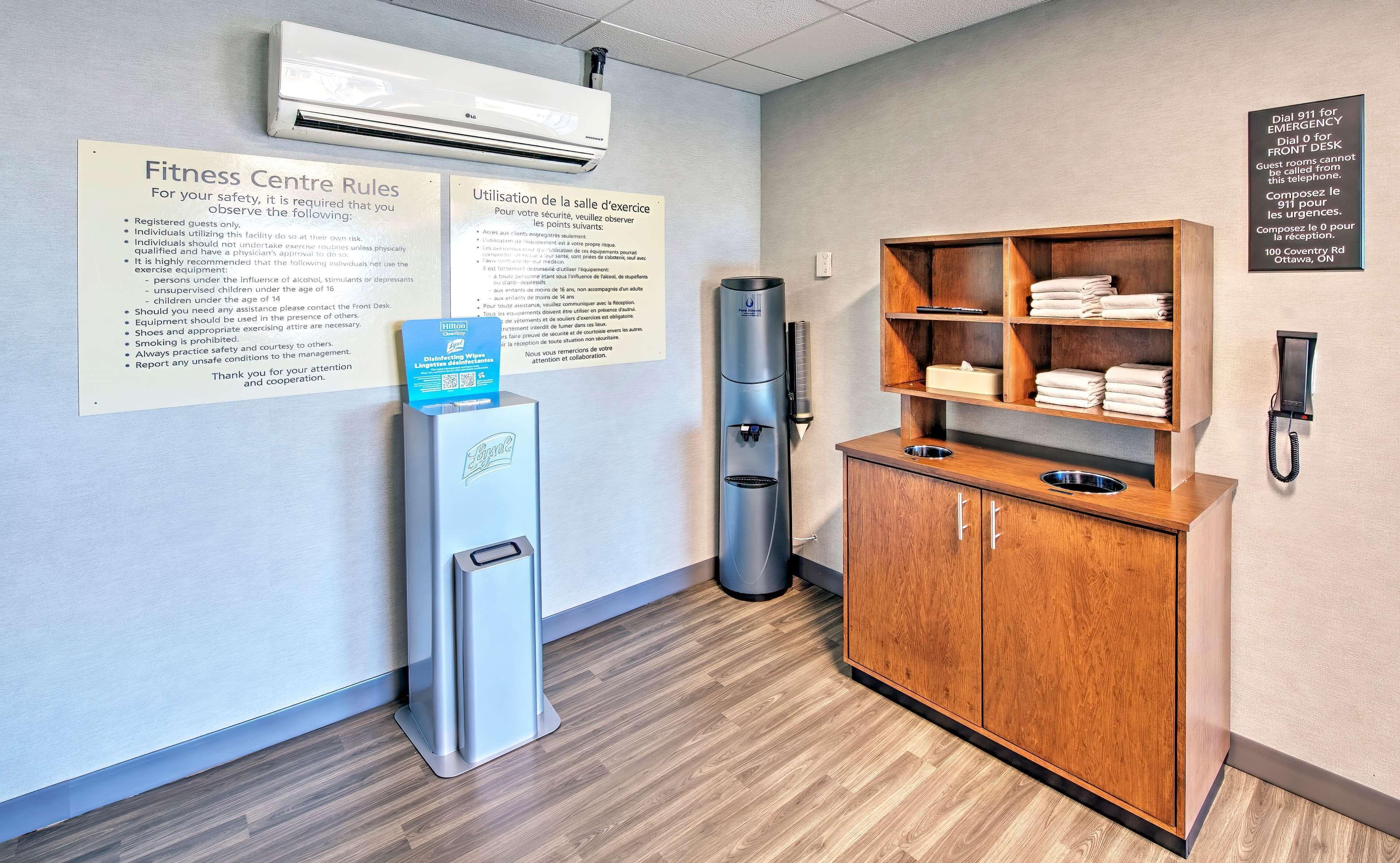 Hotel Hampton By Hilton Ottawa