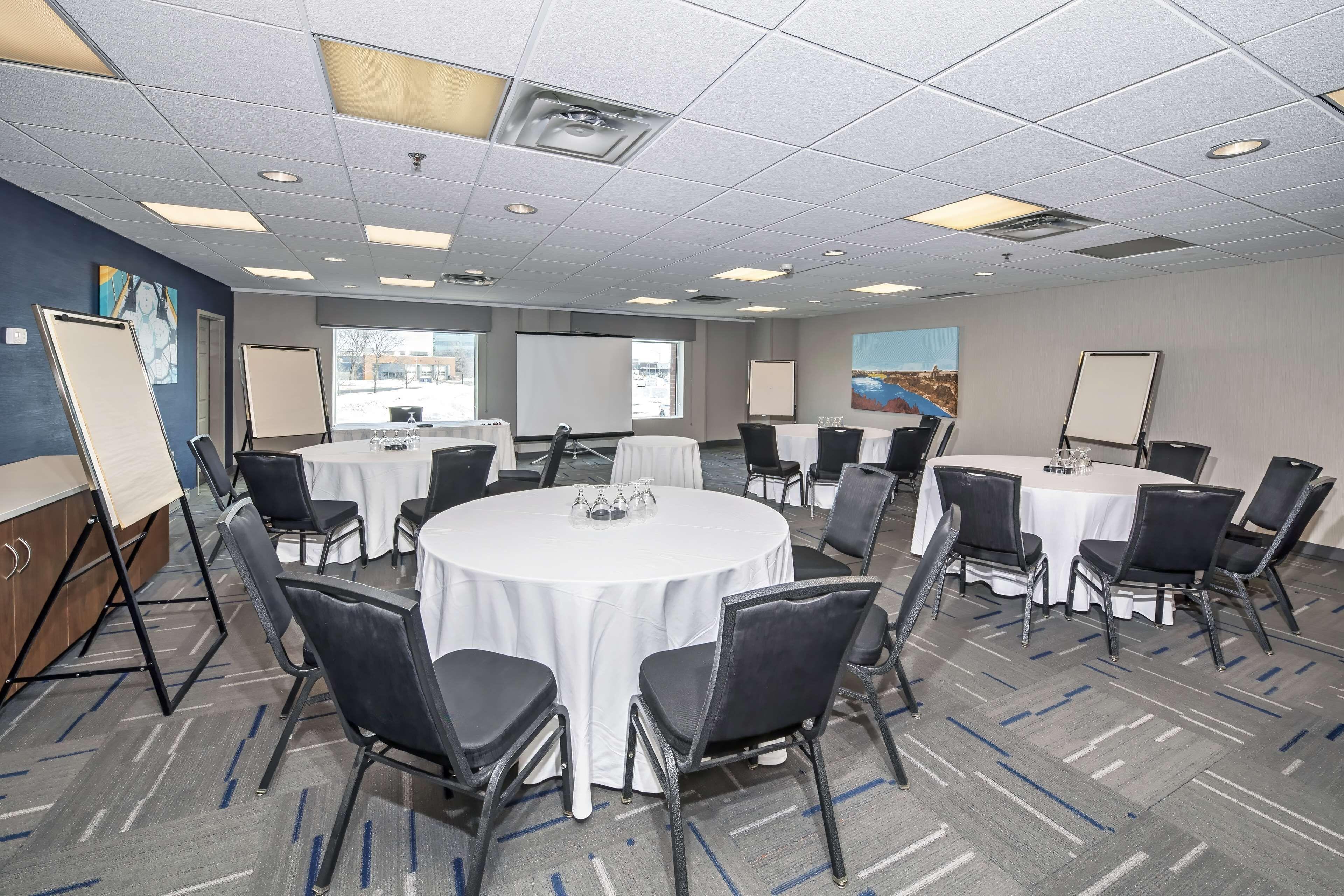 Hampton By Hilton Hotel Ottawa