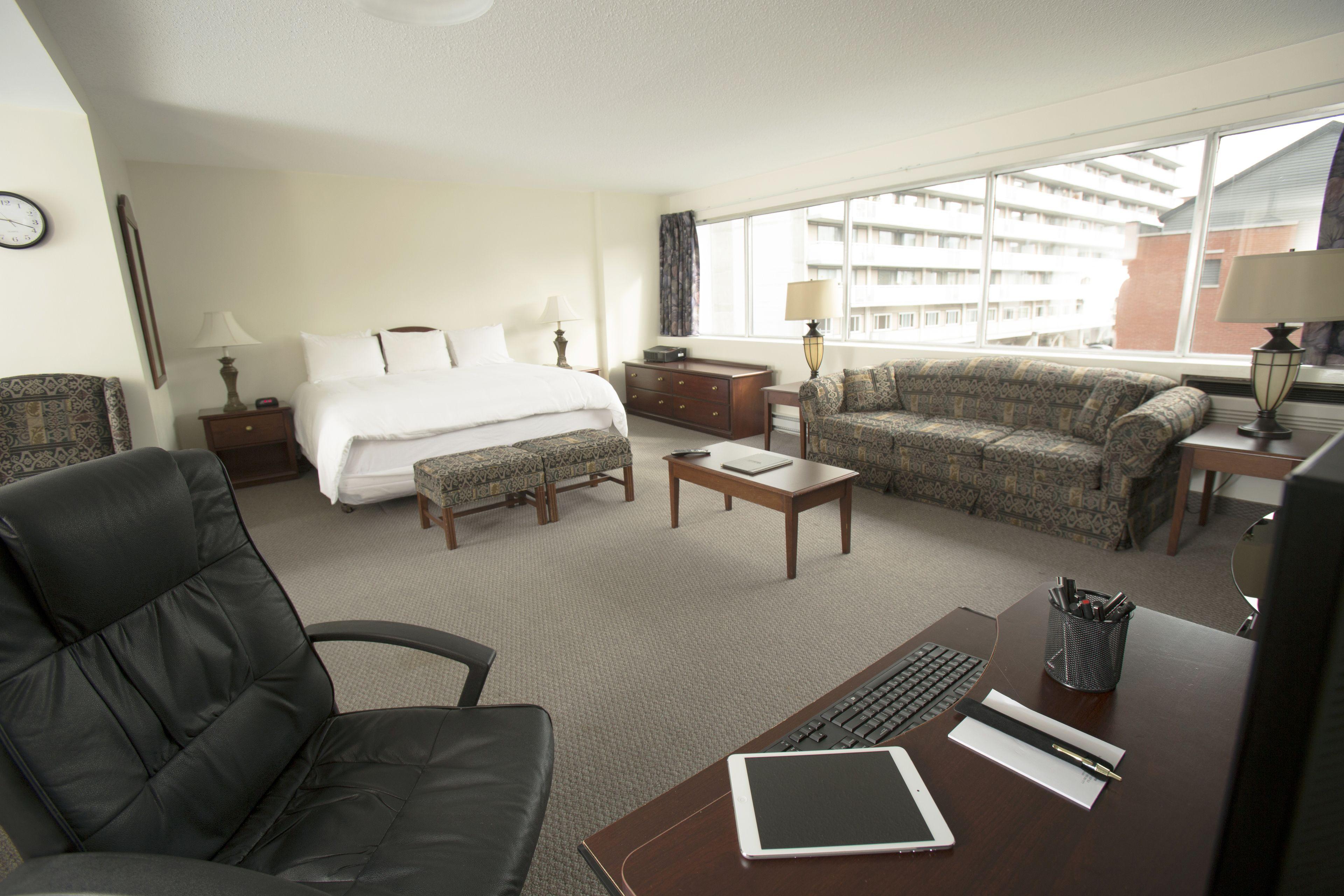 The Business 3* Ottawa