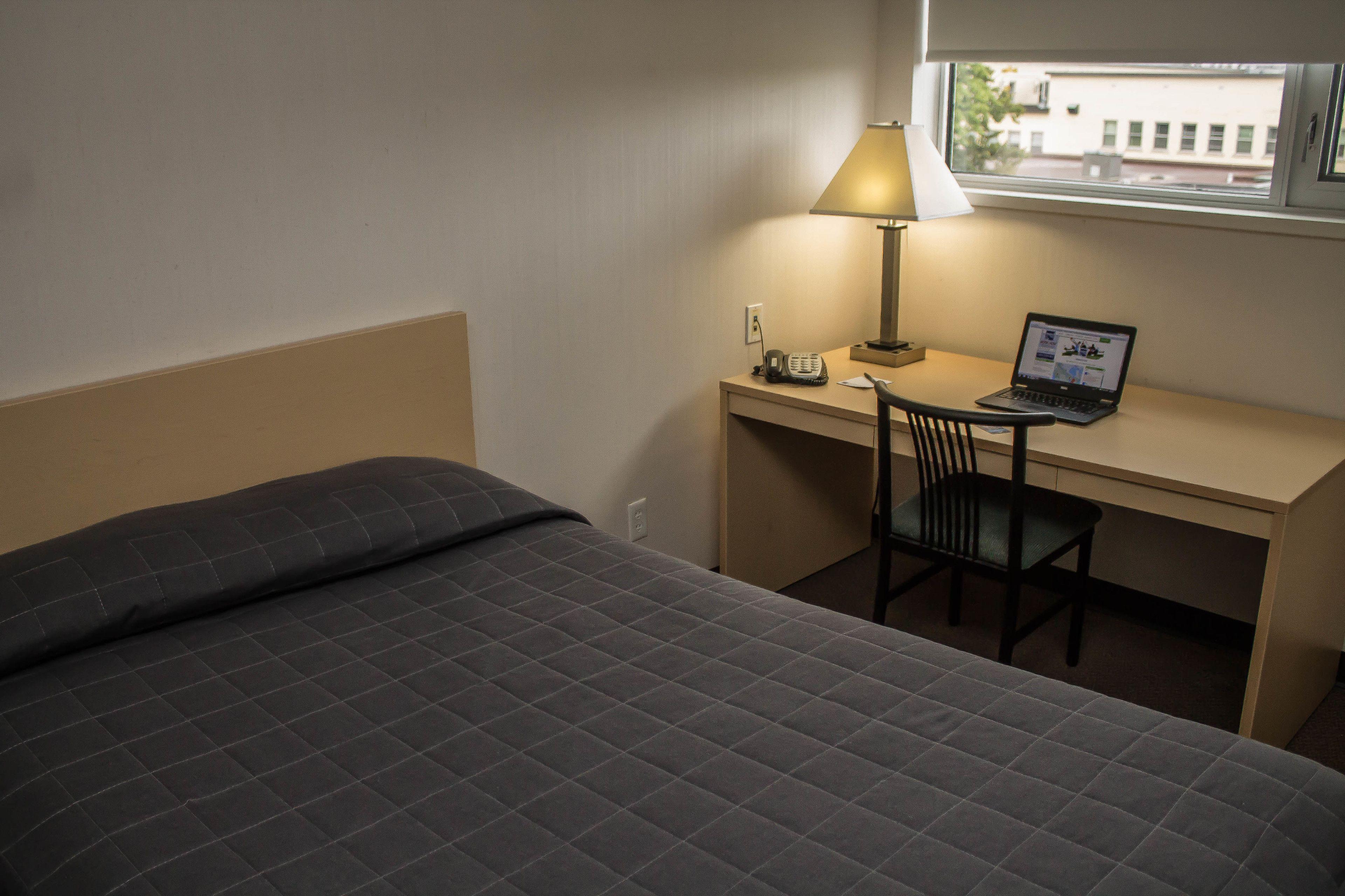 & Conference Centre - Downtown 3*