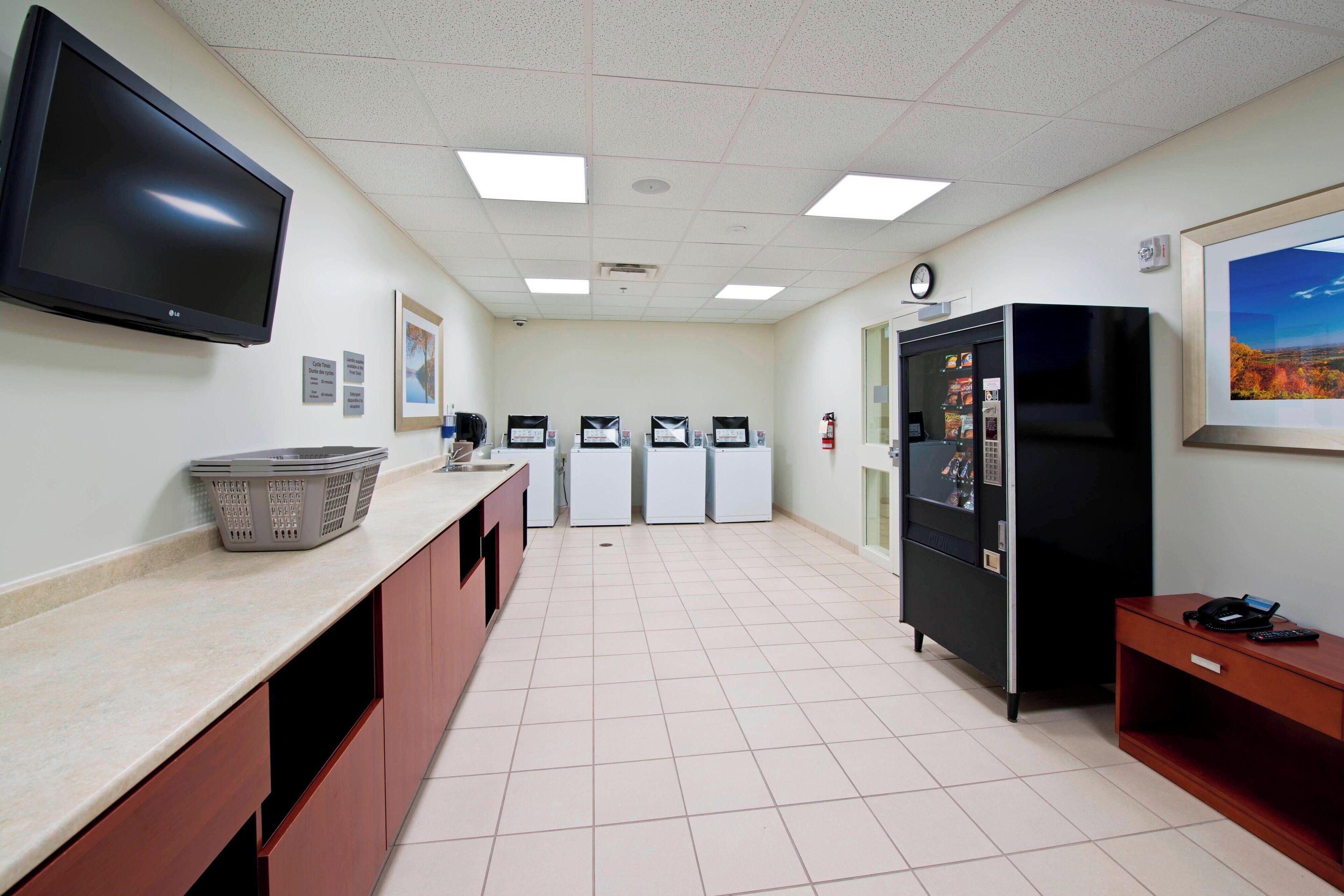 Courtyard By Marriott East