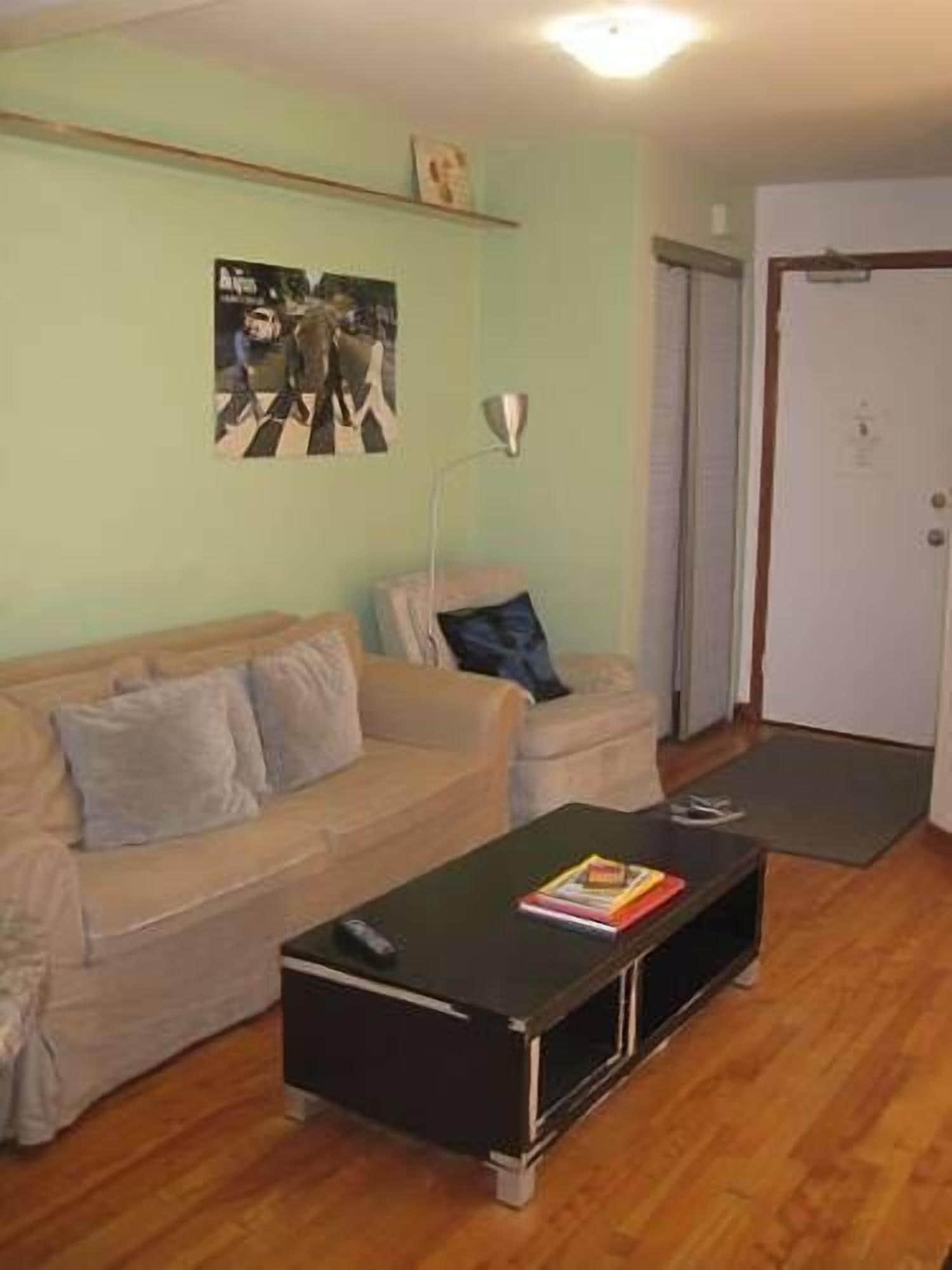 Backpackers Ottawa
