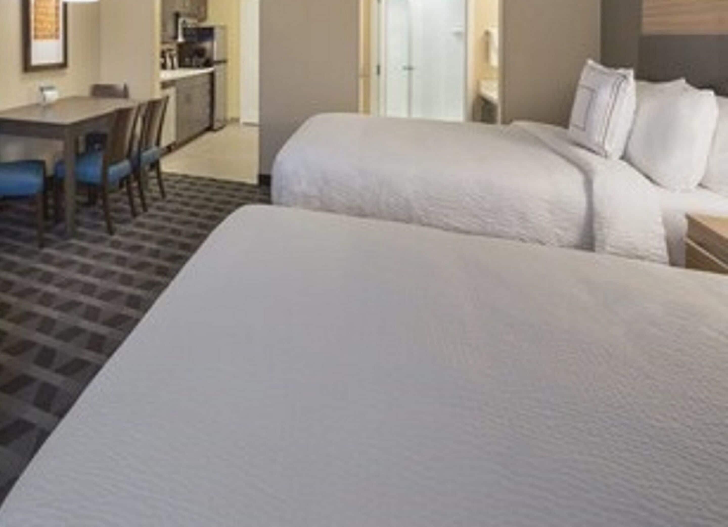 Towneplace By Marriott Kanata Hotel