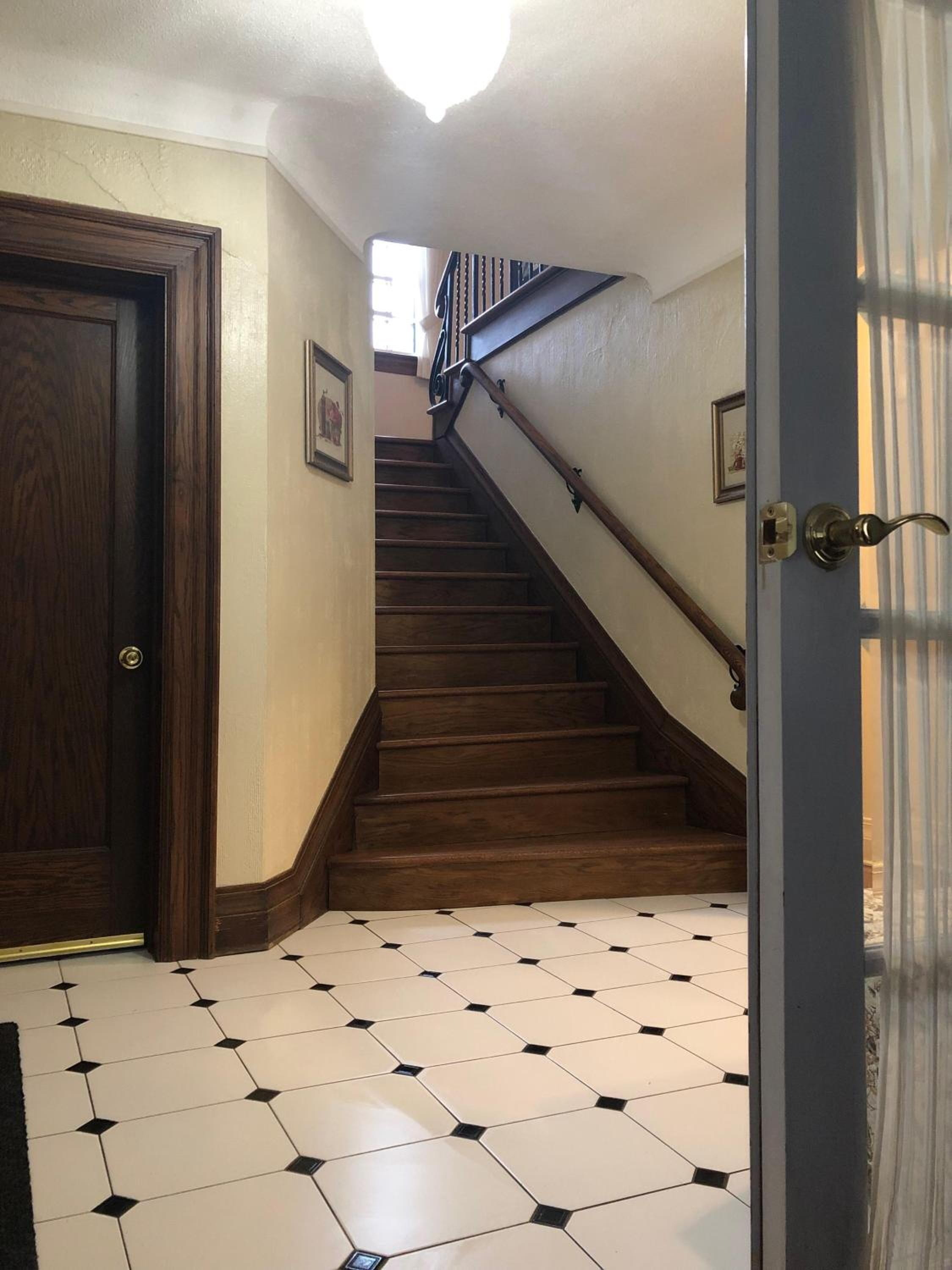 The Ambassador Bed & Breakfast Ottawa