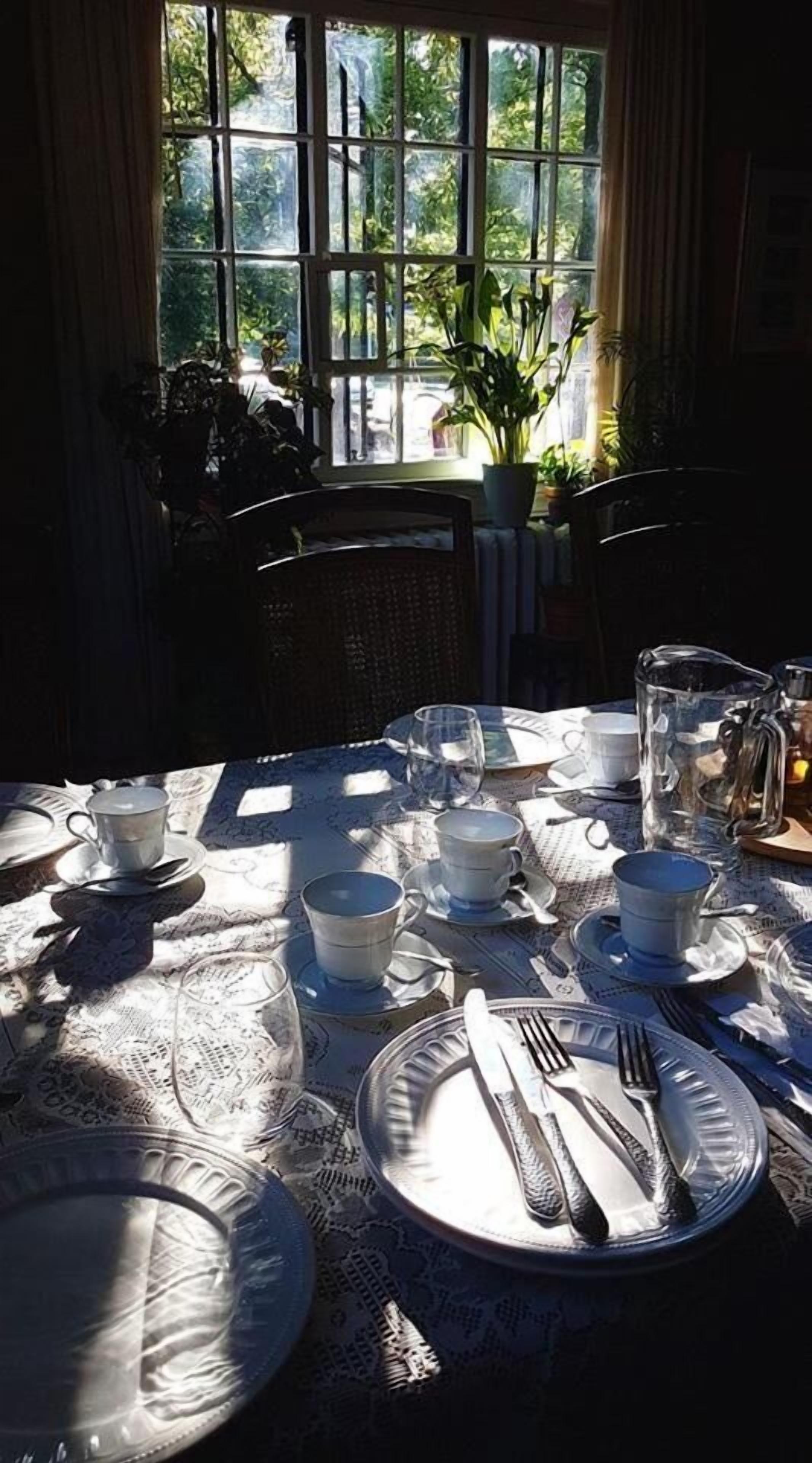 The Ambassador 3* Ottawa