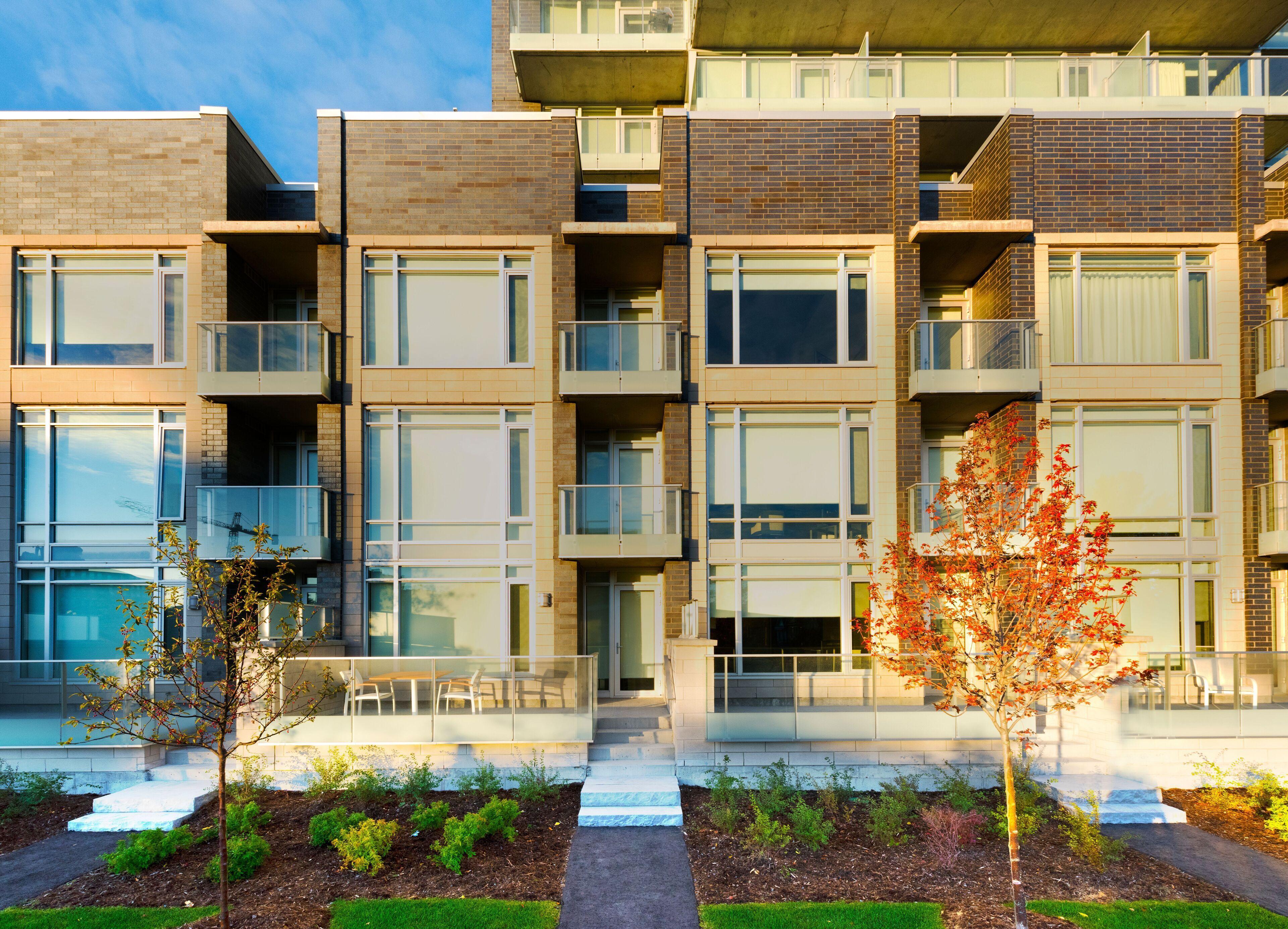 Soho Residences Champagne Aparthotel 4*