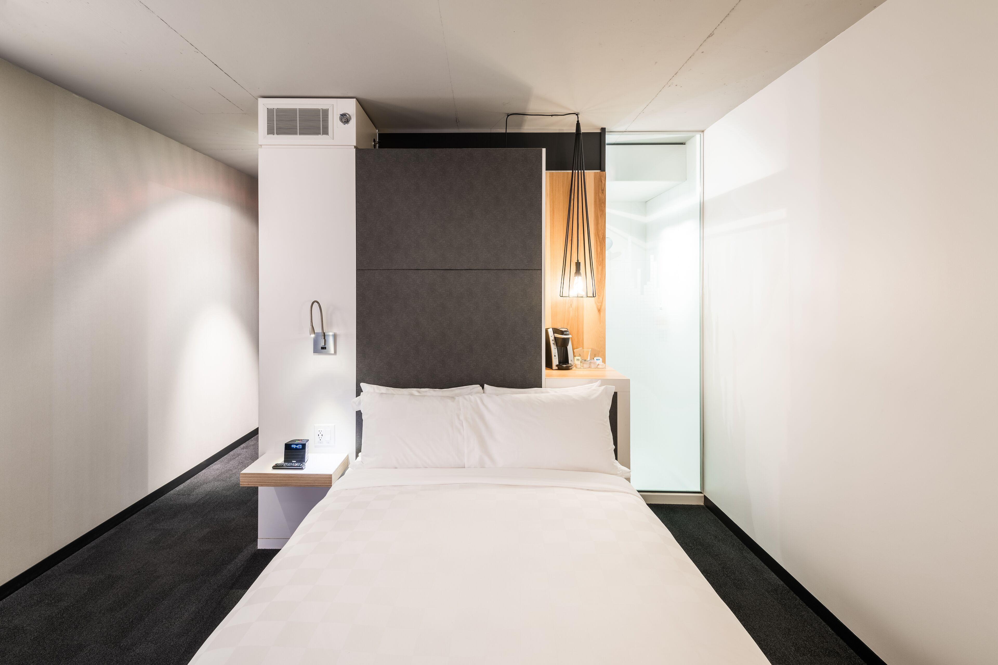 Alt Downtown Hotel 3*