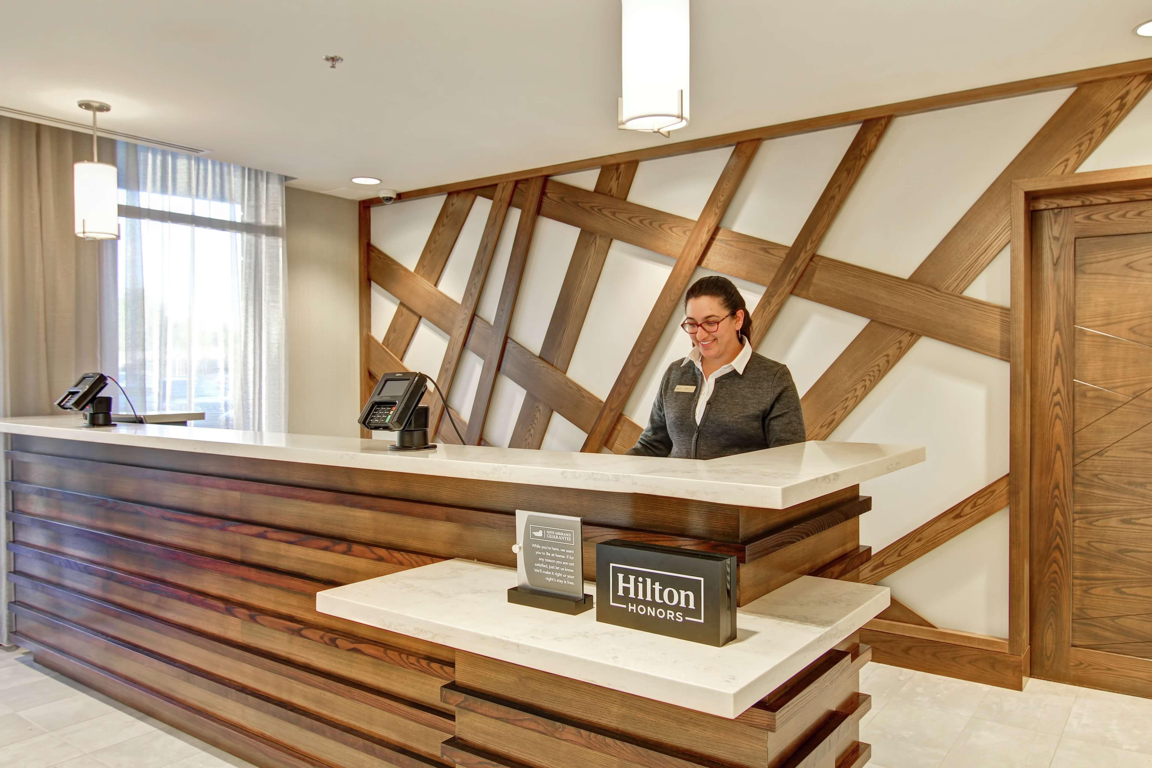 Hotel Homewood By Hilton Kanata 3*