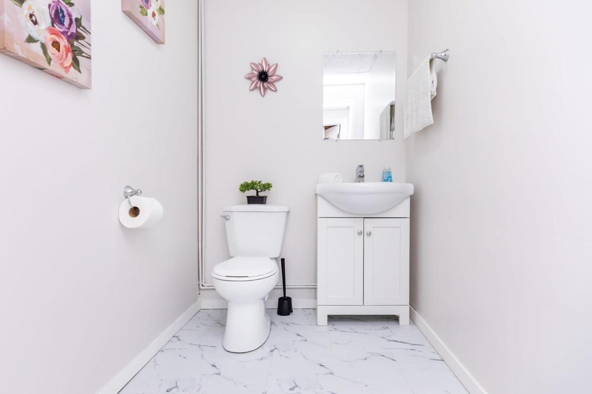 Apartment King Bed - Near Chinatown *