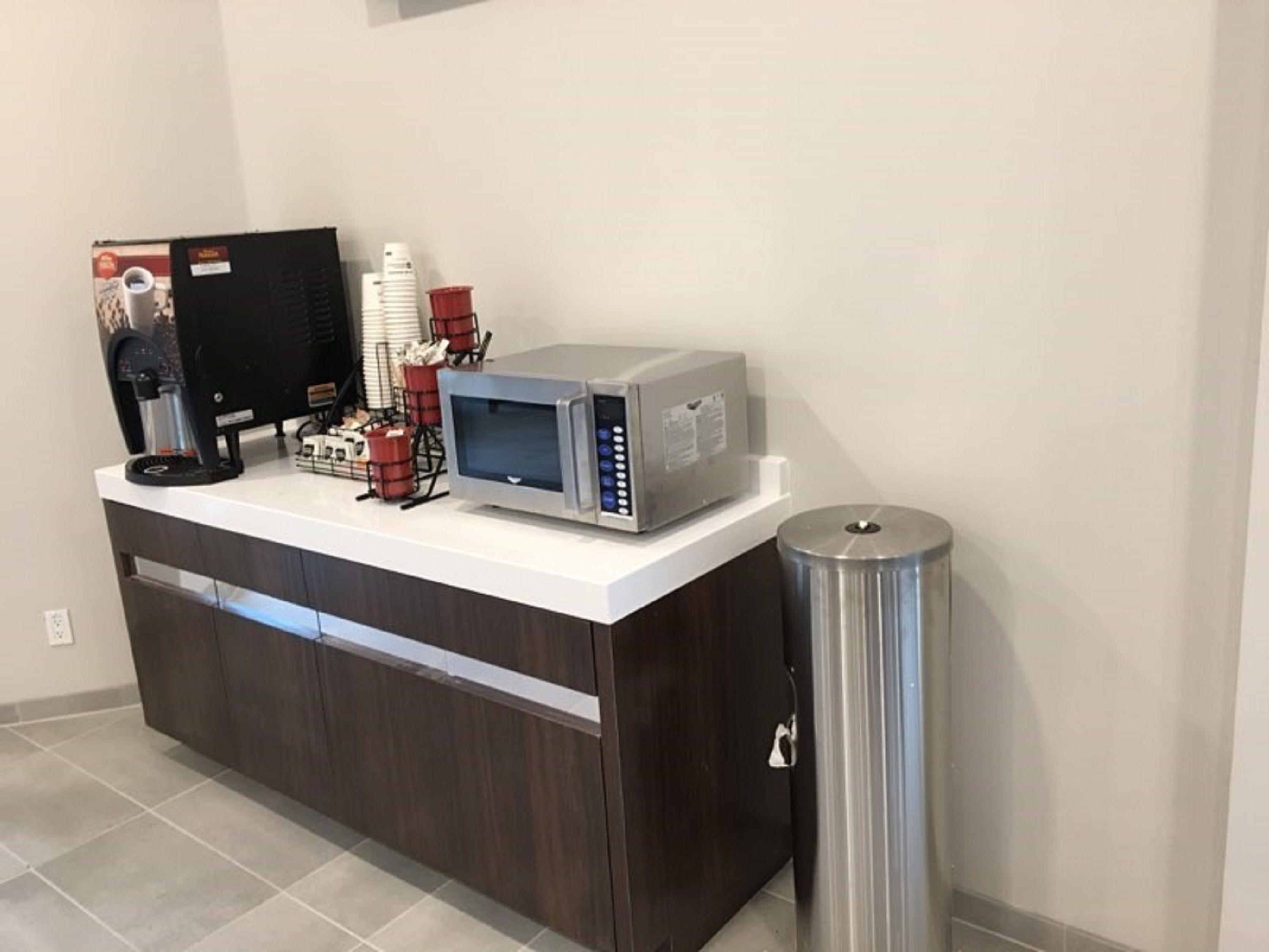 Glo Western Kanata West