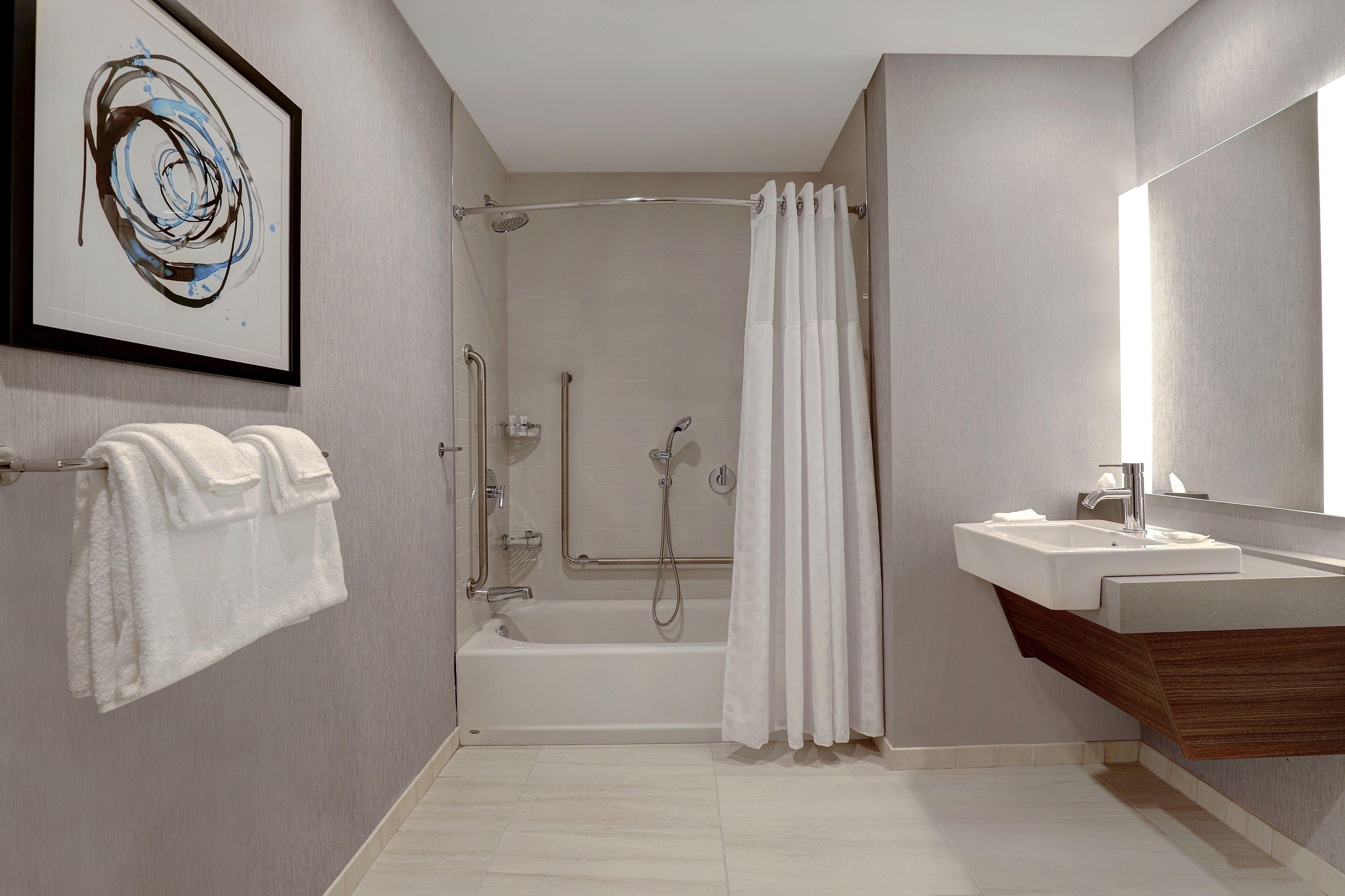 Hyatt Place West Hotel 3*