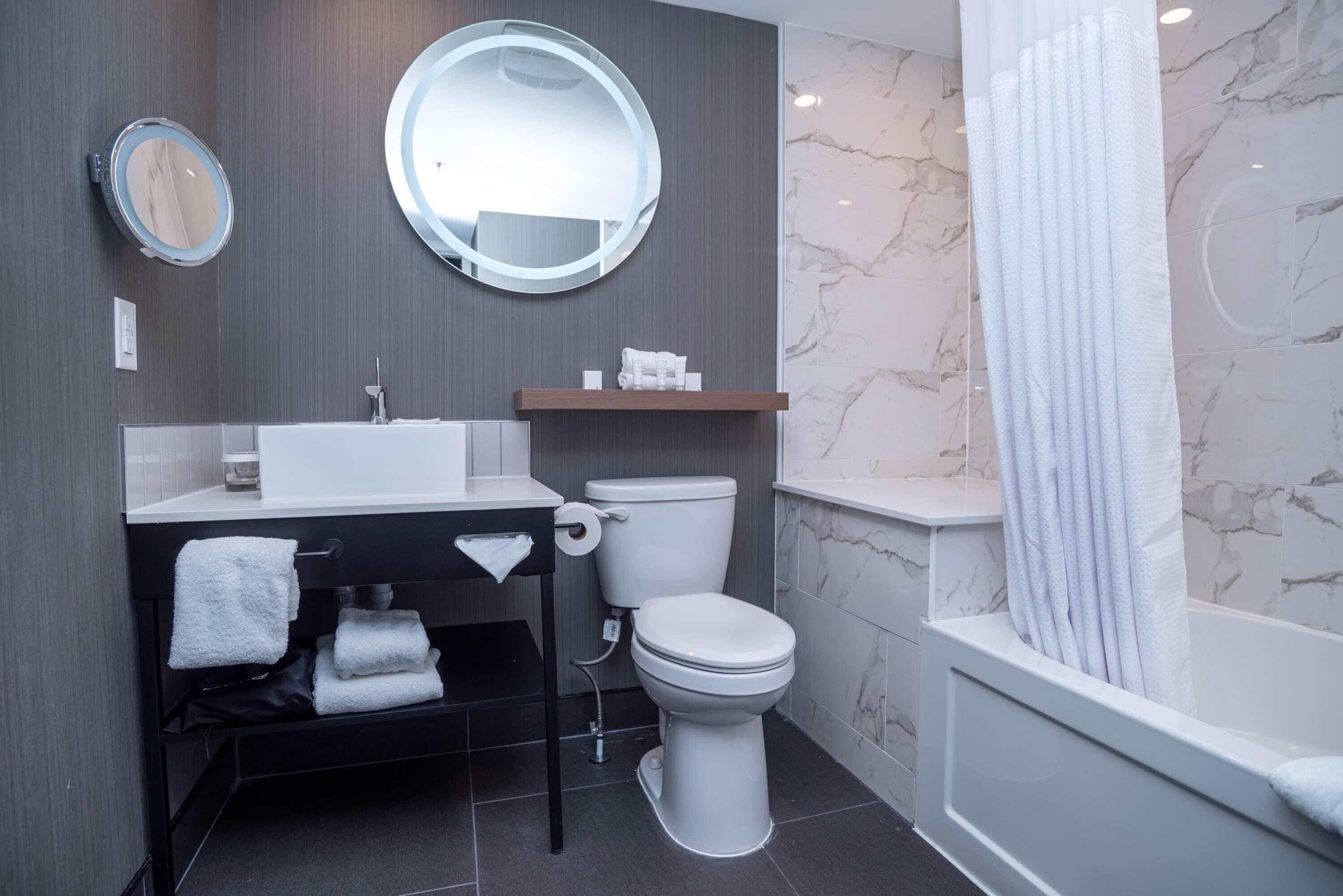 Sandman Signature Airport 4*