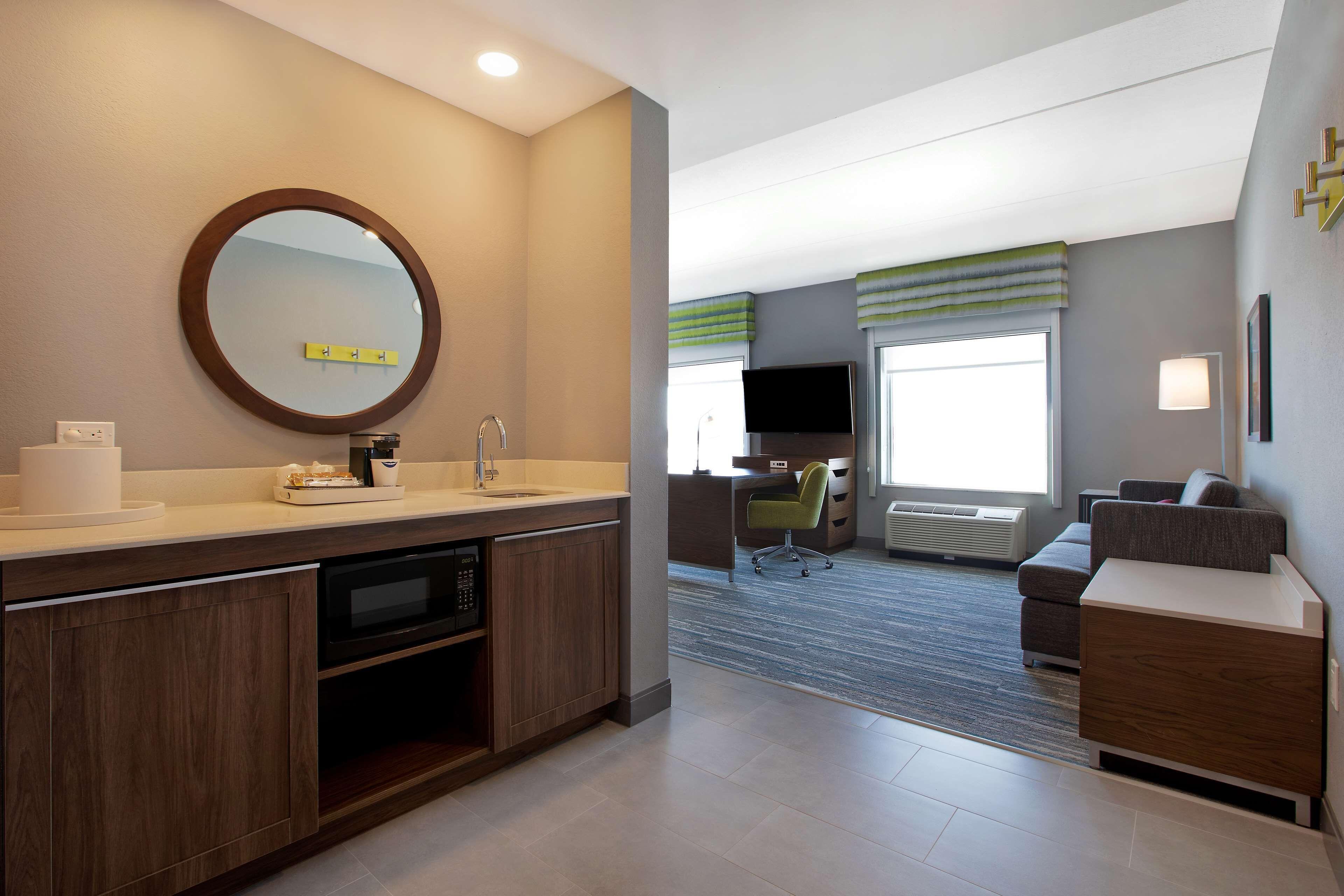 Hotel Hampton & West, Ontario, Canada