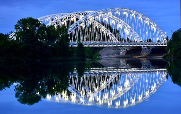 Spacious Family In Barrhaven