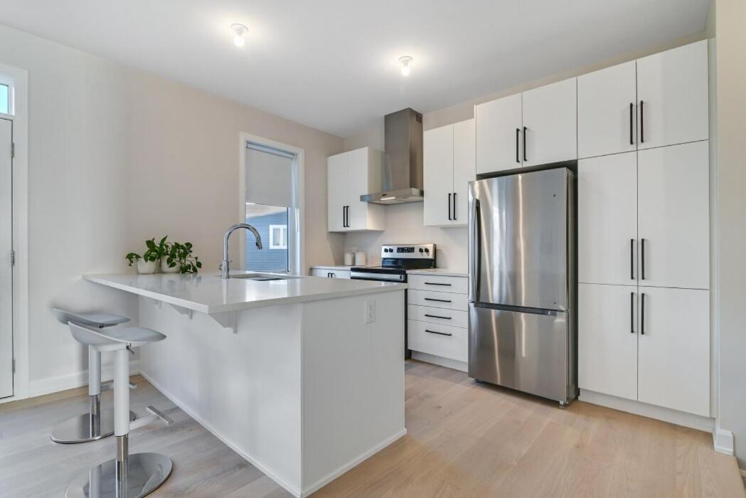 Villa Spacious Family In Barrhaven Ottawa
