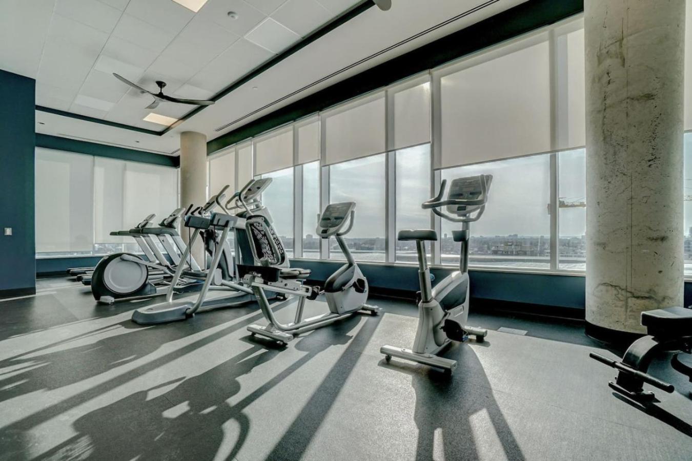 Apartment Corporate Wellington 1 Bedroom W Den Ottawa